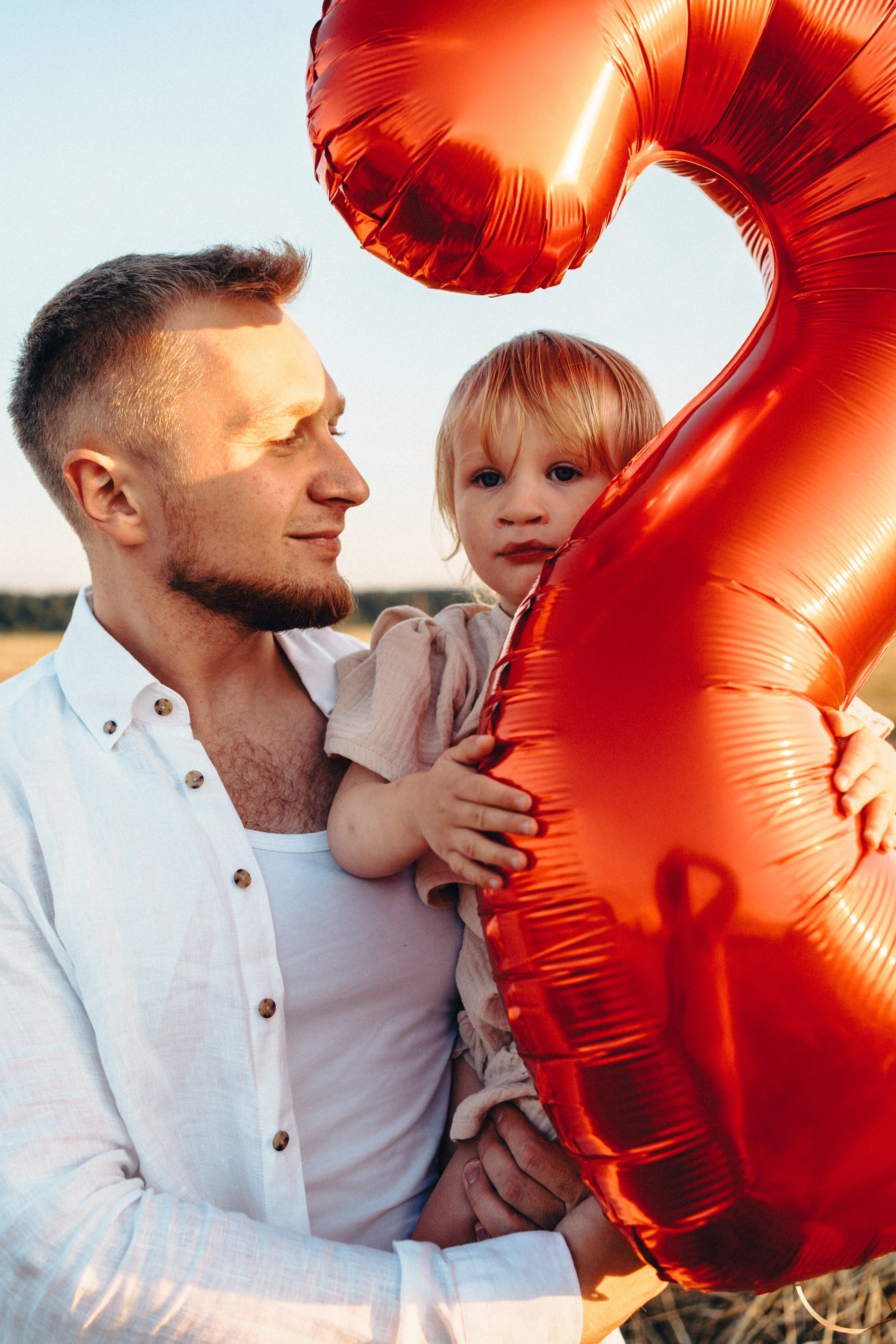 Малышка Арина в полях. Семейный и детский фотограф и видеограф в Москве, Серпухове и Тарусе Валерия Сорокина