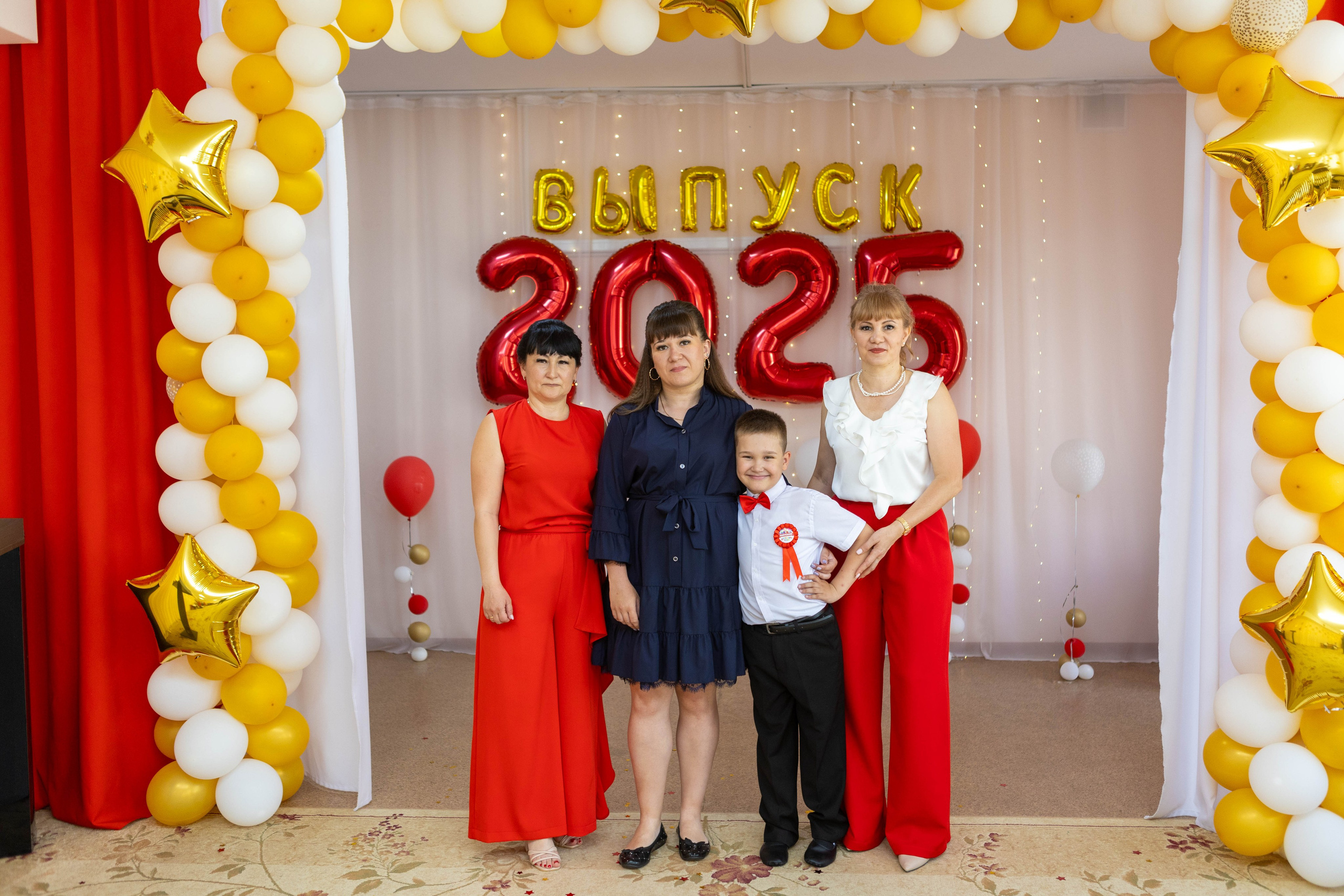 Выпускной в детскому саду 2025 год. Свадебный и предметный фотограф Ренат Каламперов