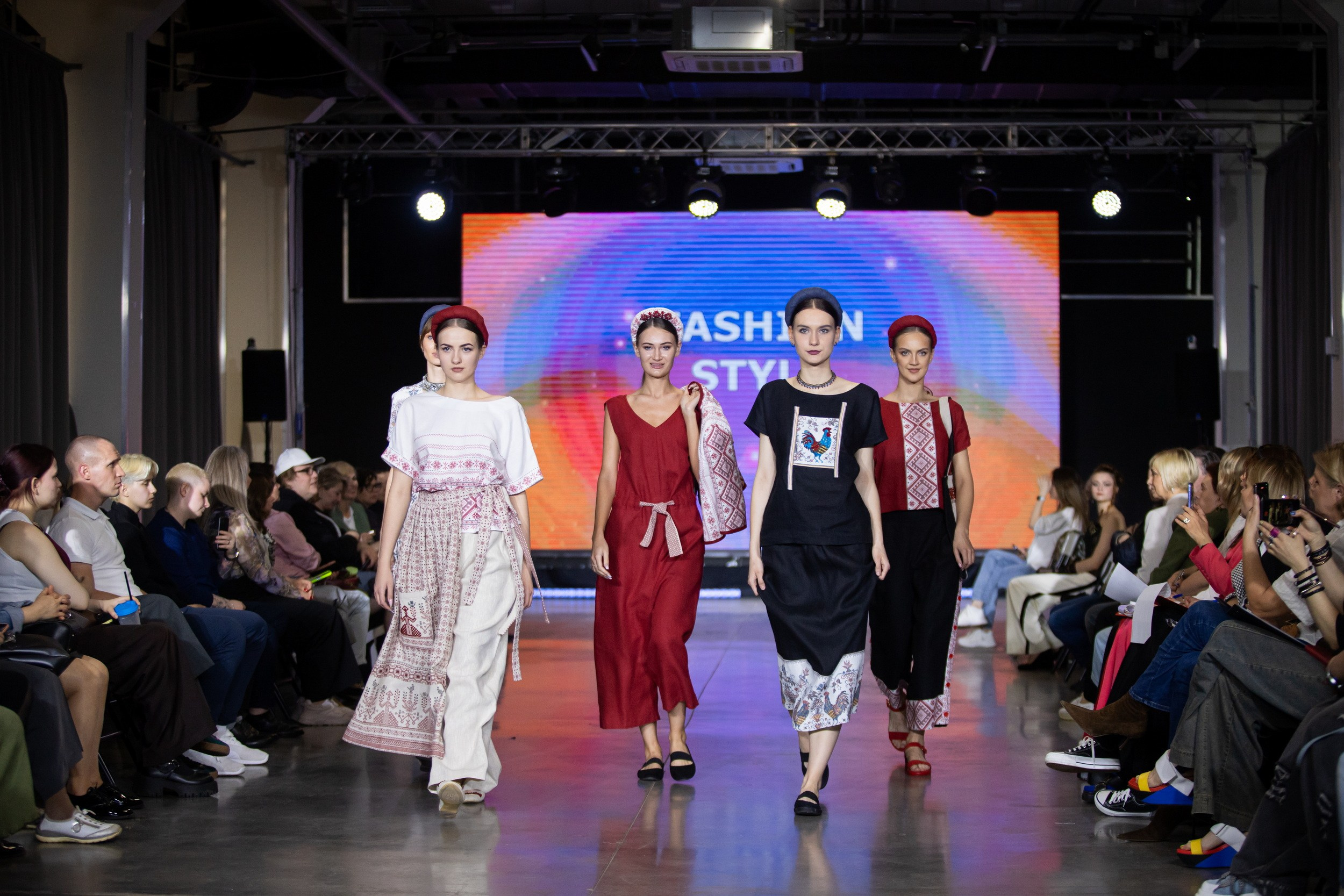 Фестиваль моды и красоты Fashion Style (17 мая 2025). Репортажный фотограф Алексей Пирязев