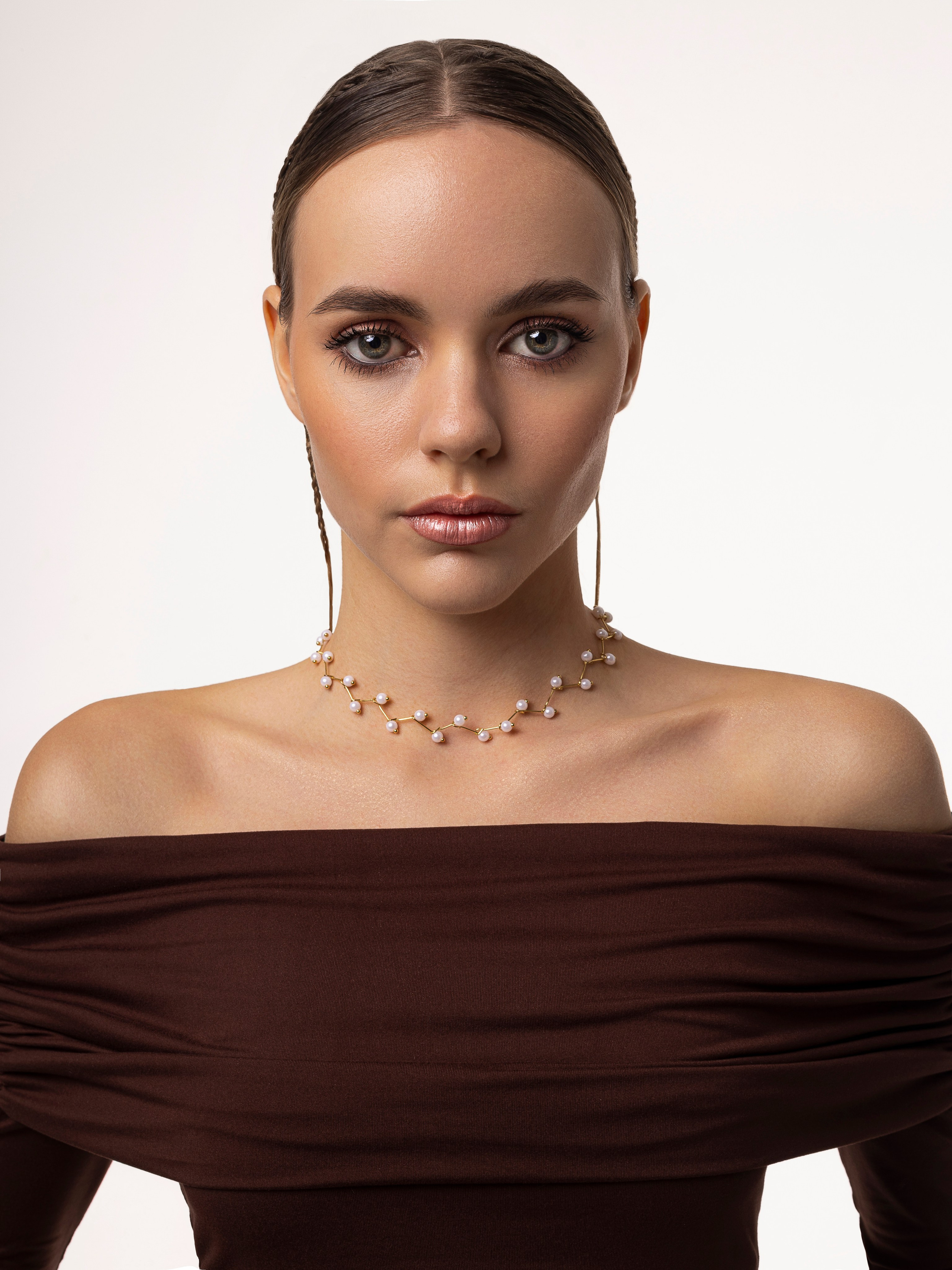 Нелюбимая бижутерия. Фото для маркетплейсов в самых сочных локациях города Сочи