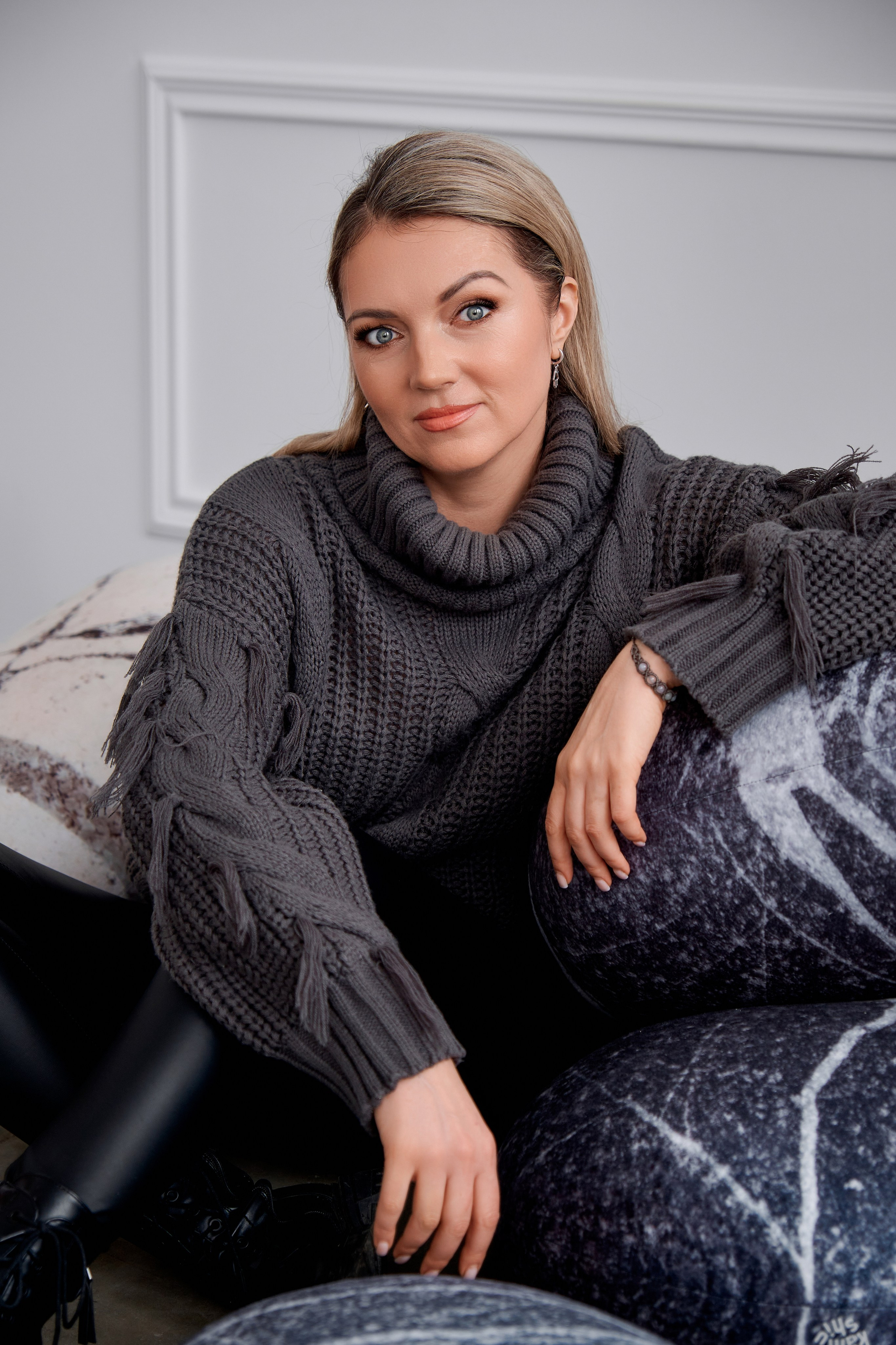 Портретная фотосессия в студии. Фотограф Таганрог Анна Трайжон