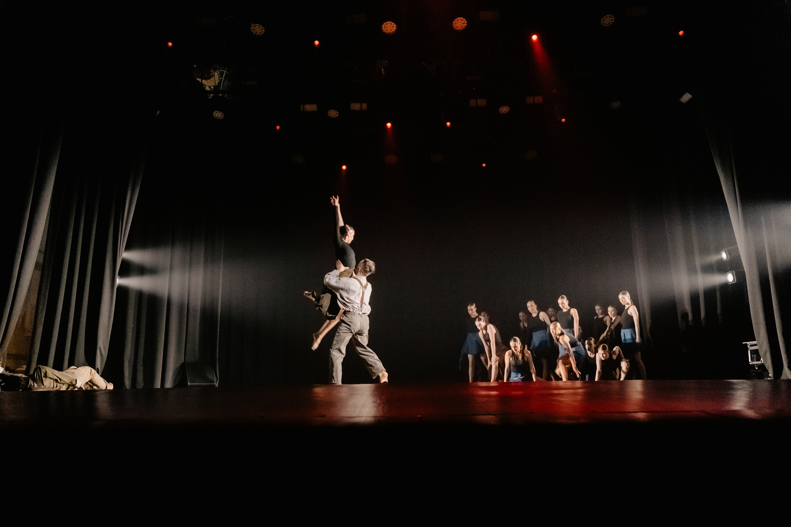 Спектакль «Песнь сирен». Главная