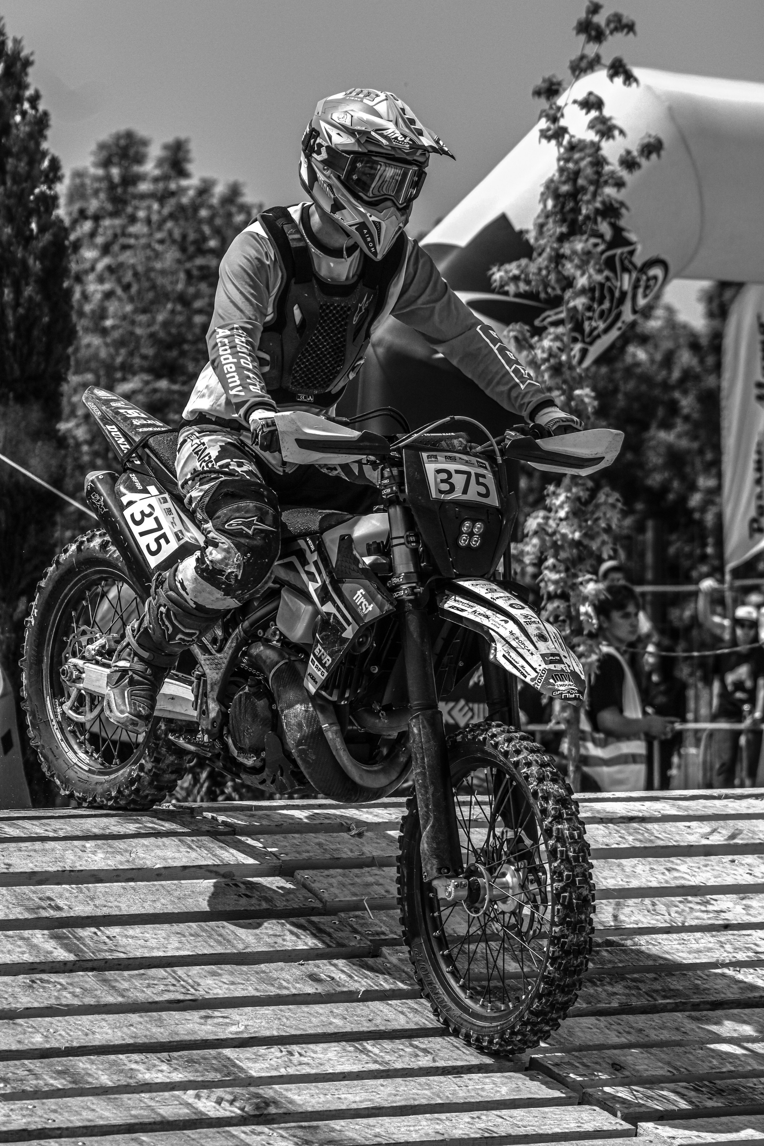 Enduro. Ivaladimirovna1995.wfolio.pro