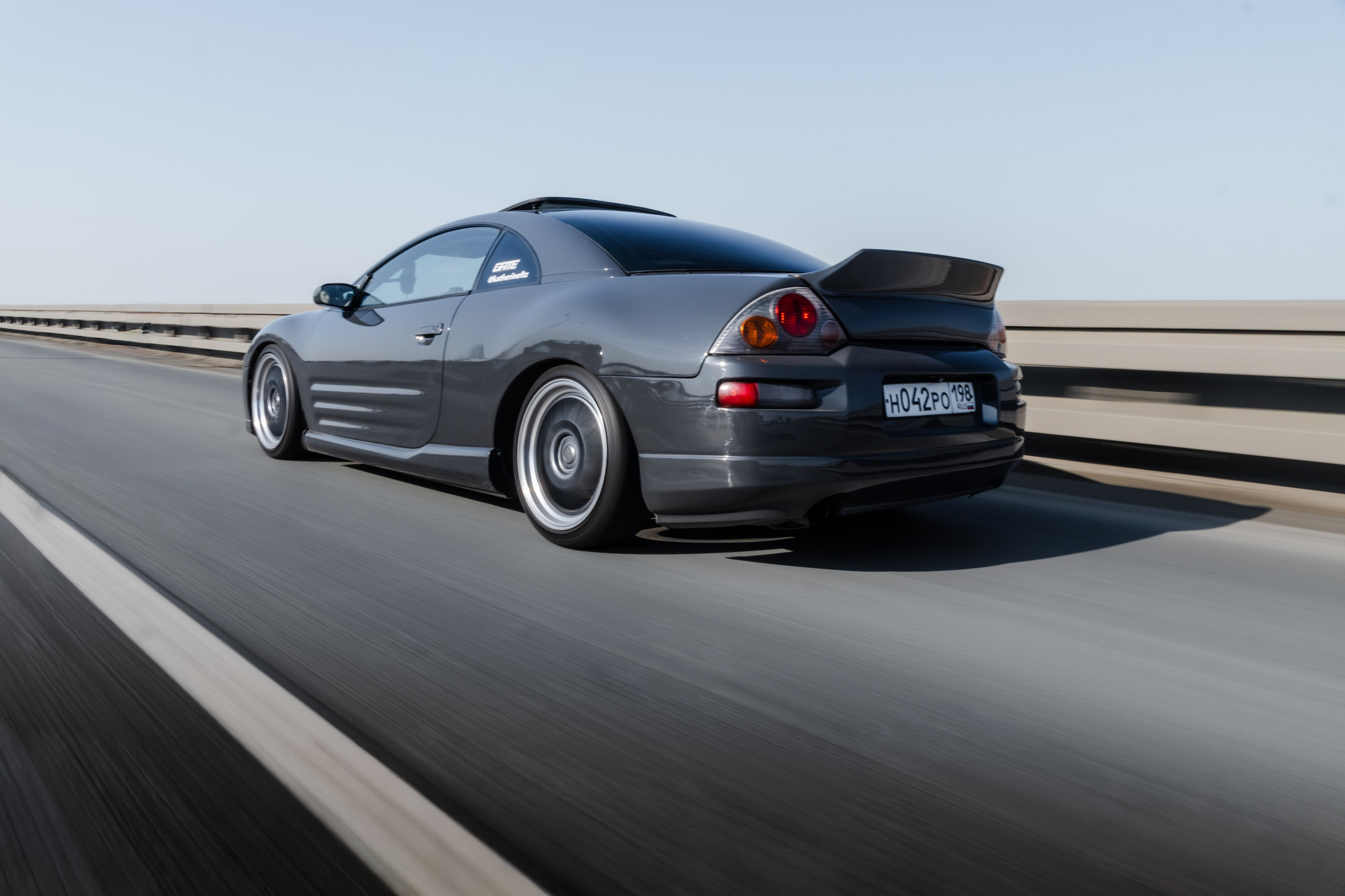 Mitsubishi Eclipse. Opasnophoto