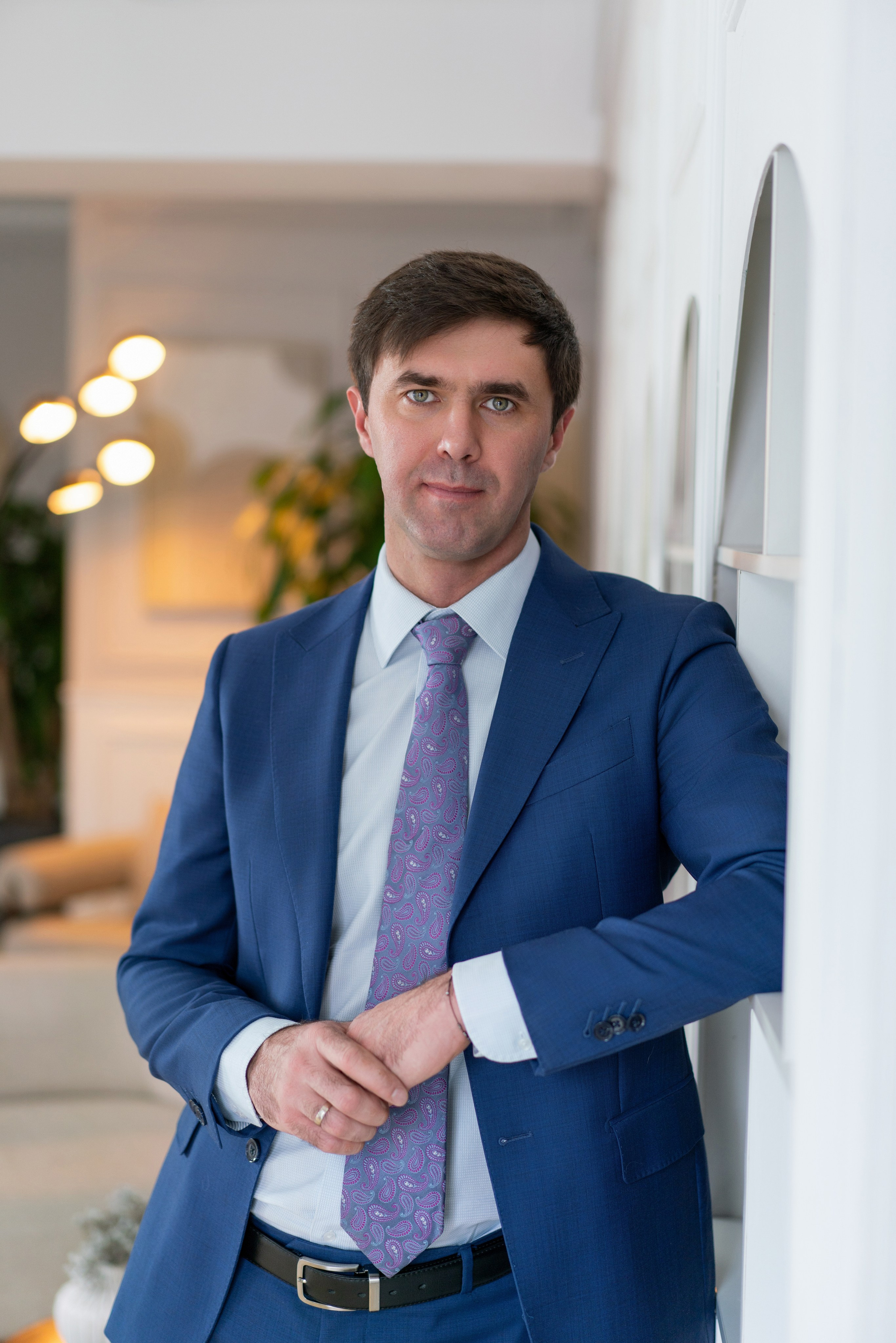 Бизнес-фотограф в Алматы — корпоративные съёмки, деловые портреты и репортажи. Профессиональный фотограф в Алматы