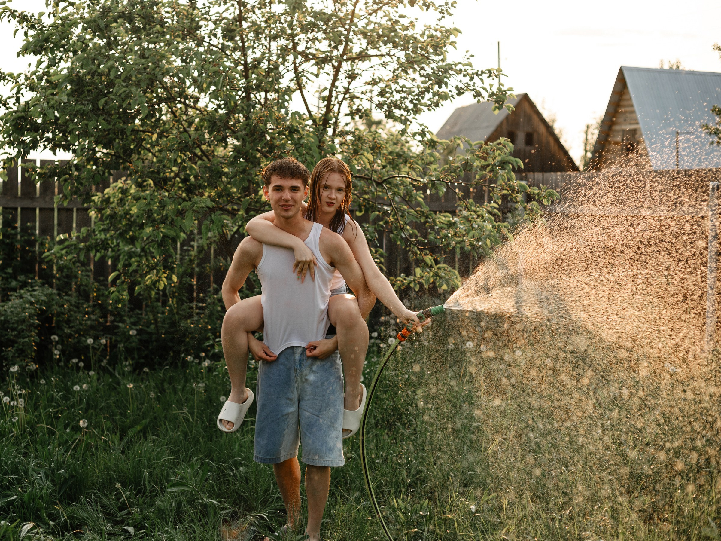 Серия с водой. Арина и Сергей. Евгения. Июнь 2025. Фотограф Пермь. Свадьбы. Семья и дети, школа, д. сад. Фотокниги