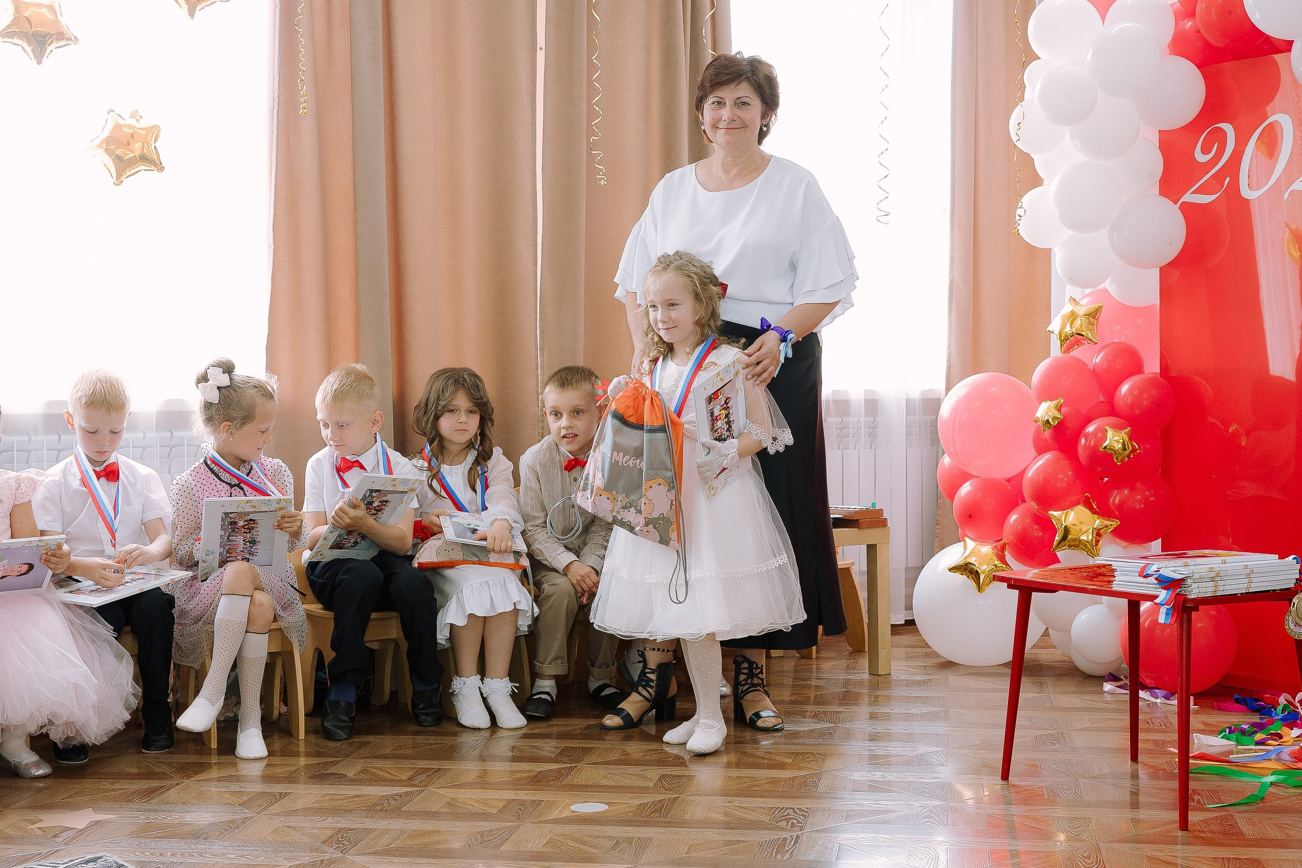 Выпускной в ДС 26. Выпускные альбомы Натальи Бутко: Новороссийск, Анапа, Геленджик