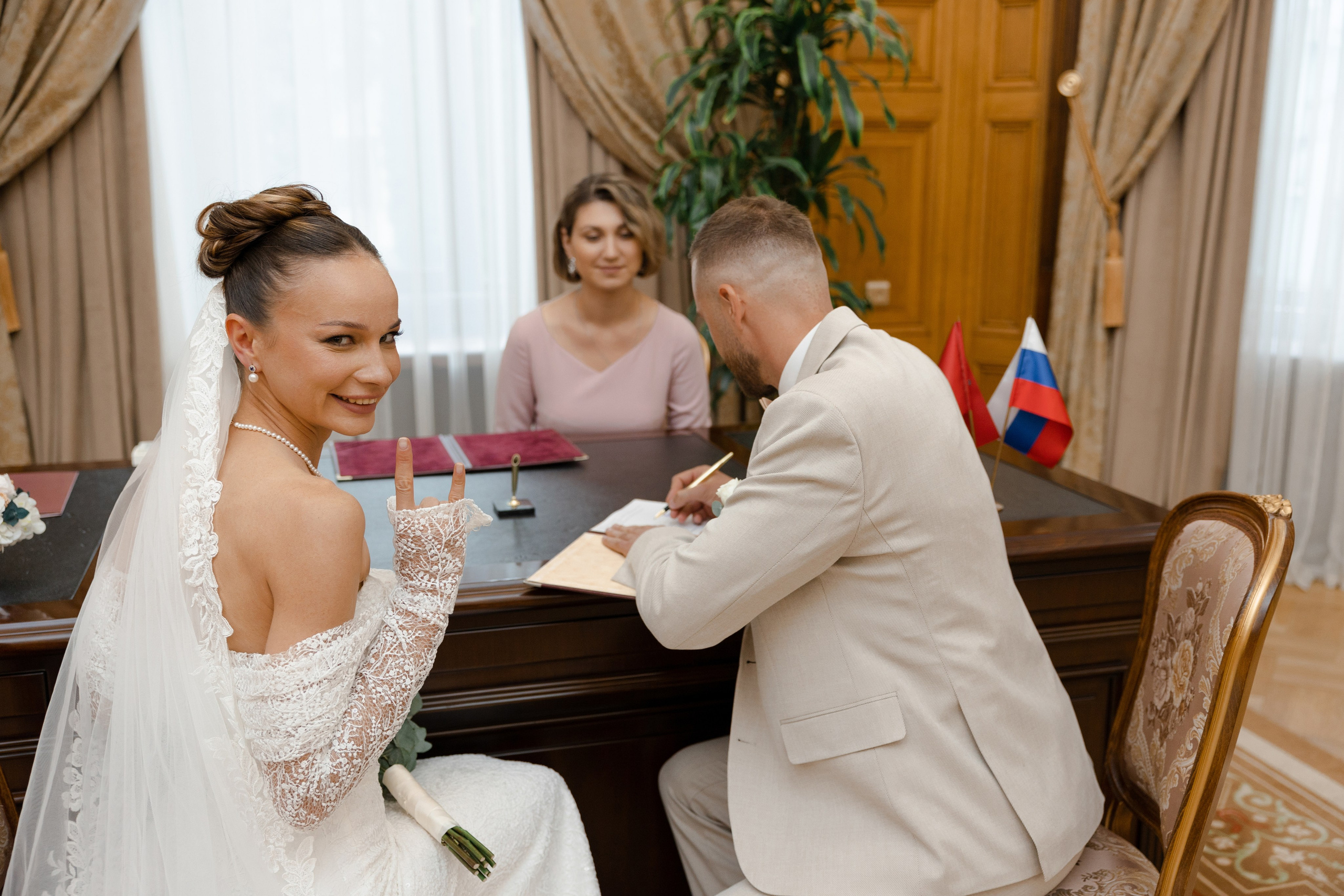 Стильная свадебная фотосессия. Свадебный фотограф в Москве Полина Лелетко