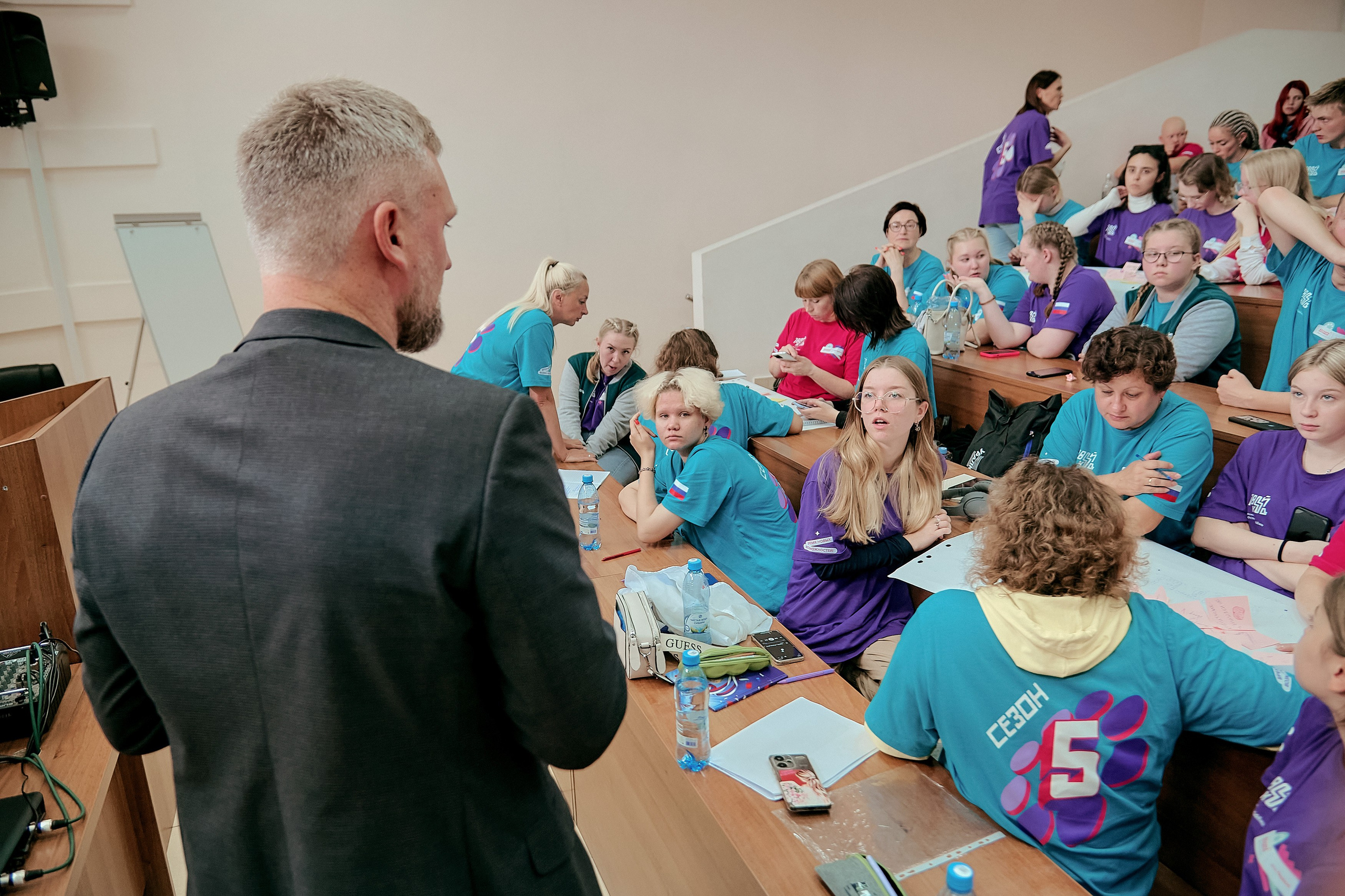 Большая перемена. Фотограф Яковлев Роман — Красноярск