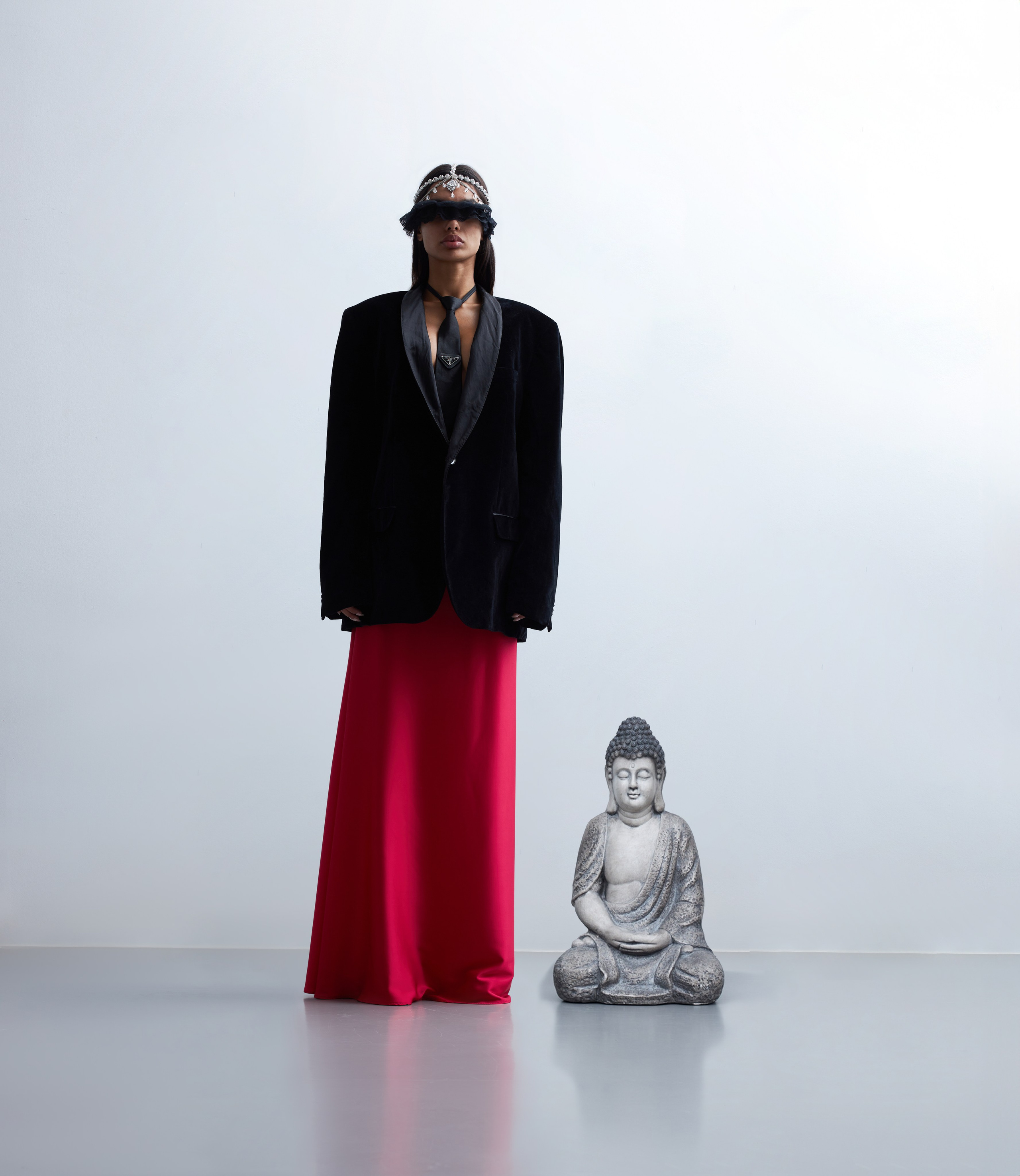 LOT «N’5». CRAZY.RENTT — Уникальная одежда в единственном экземпляре