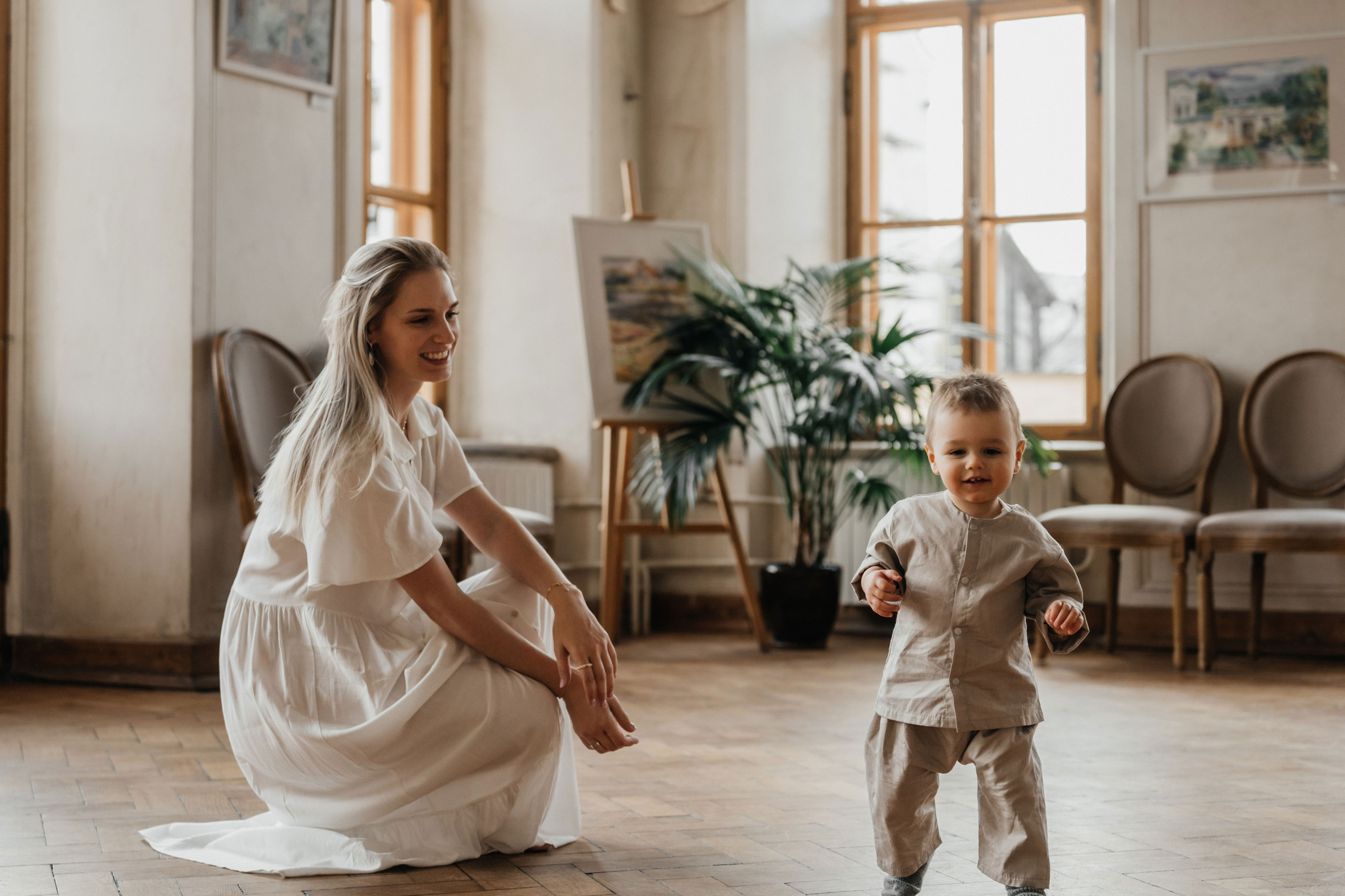 Маленькие ножки в читальне им. Пушкина. Ваш фотограф Вика Артемова