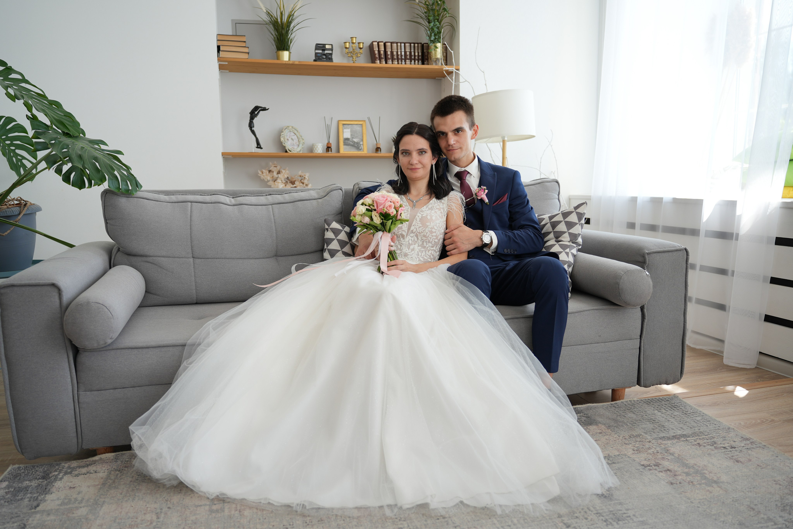 Свадебная фотосессия в интерьерной студии. Семейный фотограф Владимир Просвиркин. г. Самара