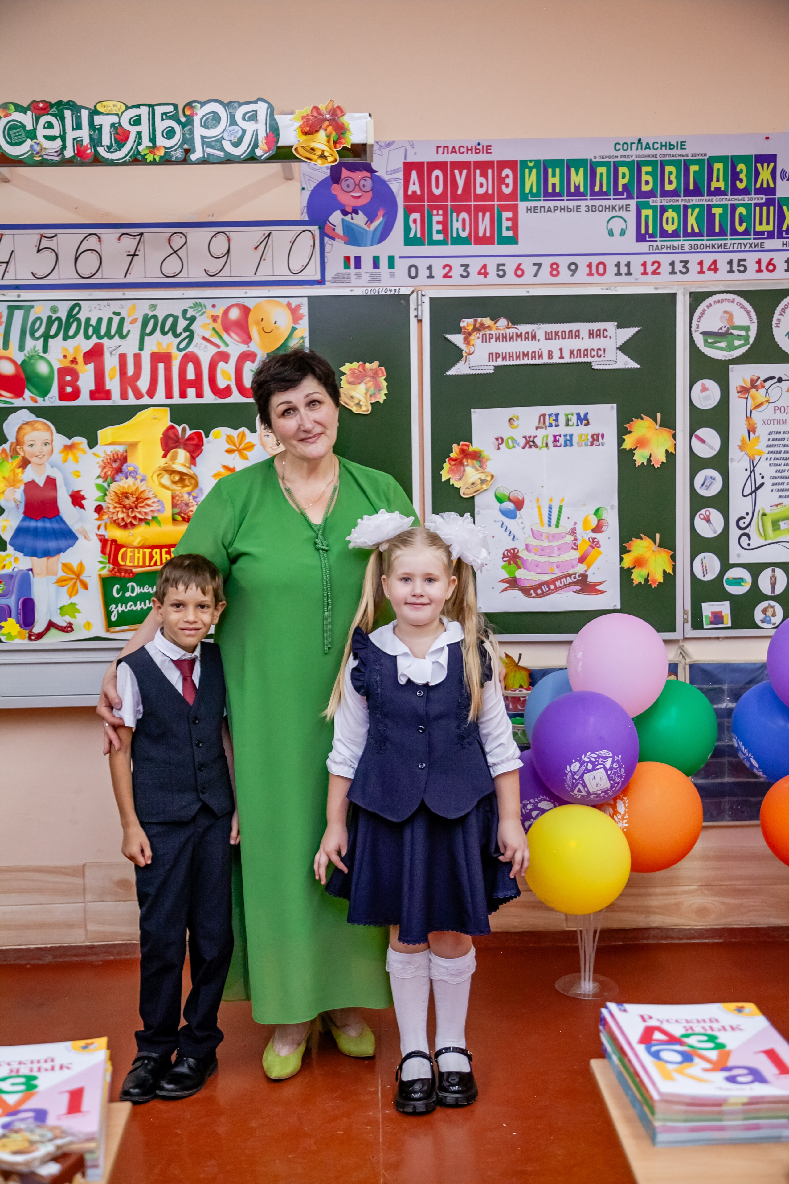 1 сентября линейка. Свадебный и семейный фотограф в Армавире