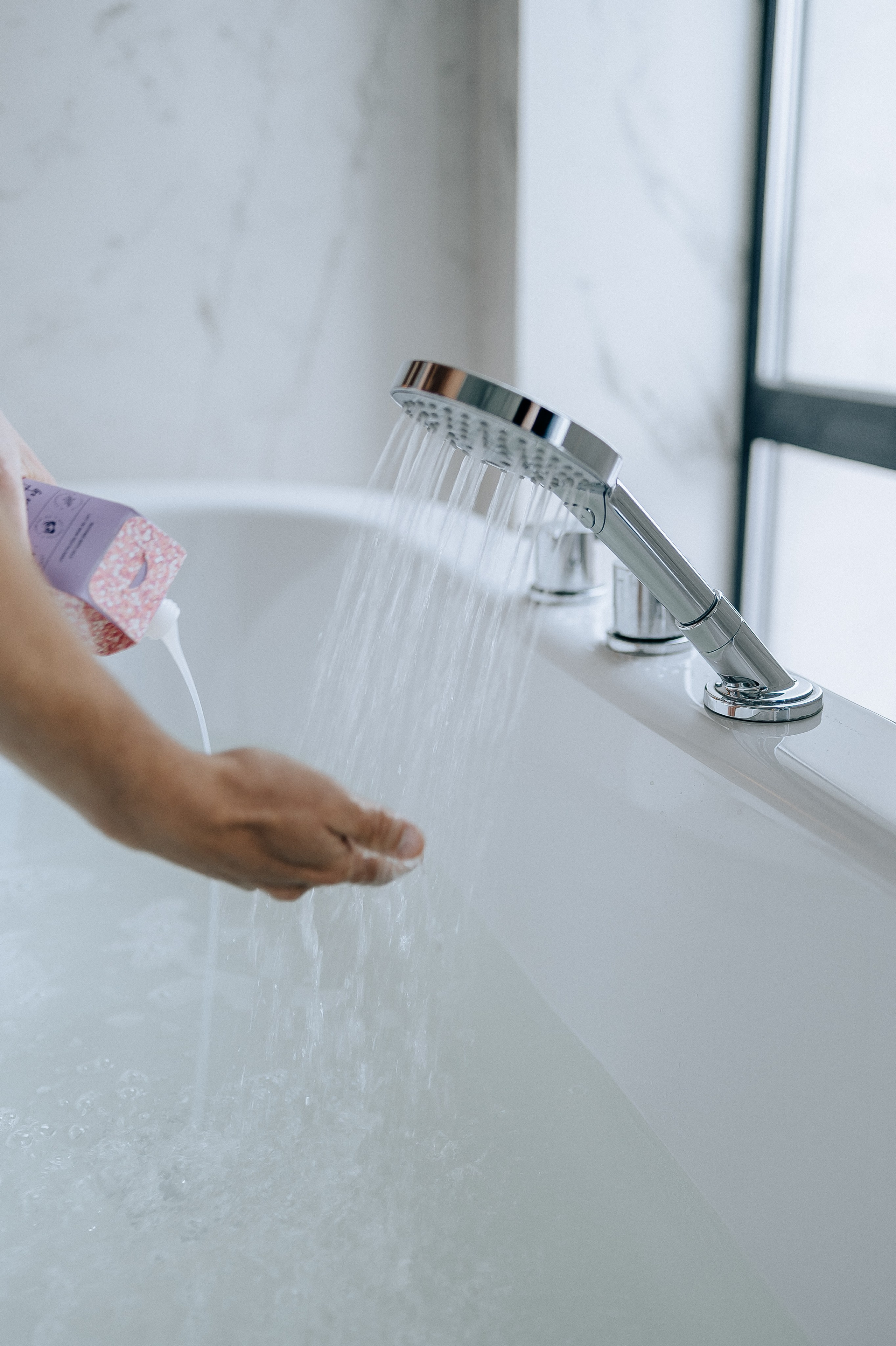 Наливаем ванную на свадебных сборах