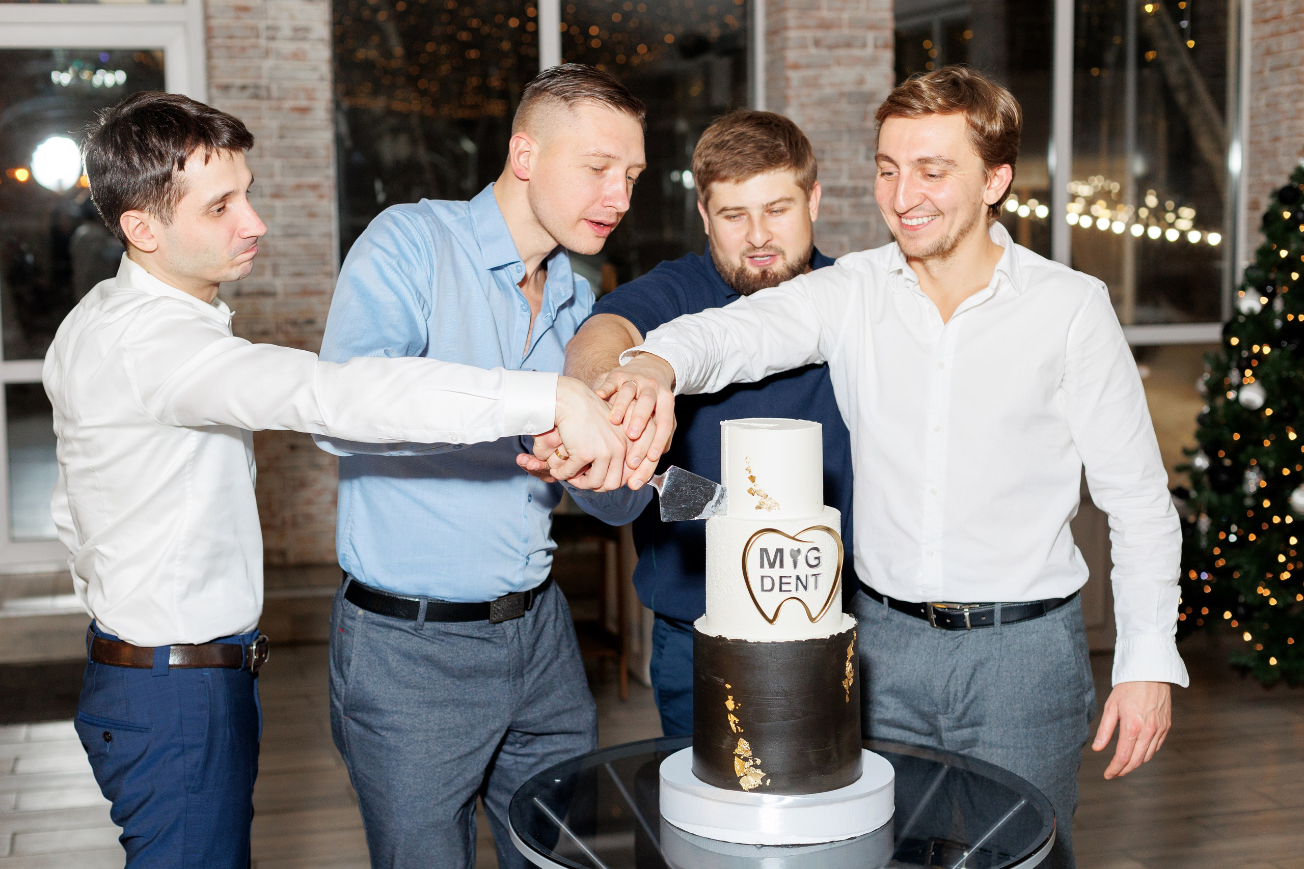 Новогодний корпоратив для коллектива сети стоматологических клиник. Фотограф Щелково/ Москва Татьяна Жучкова