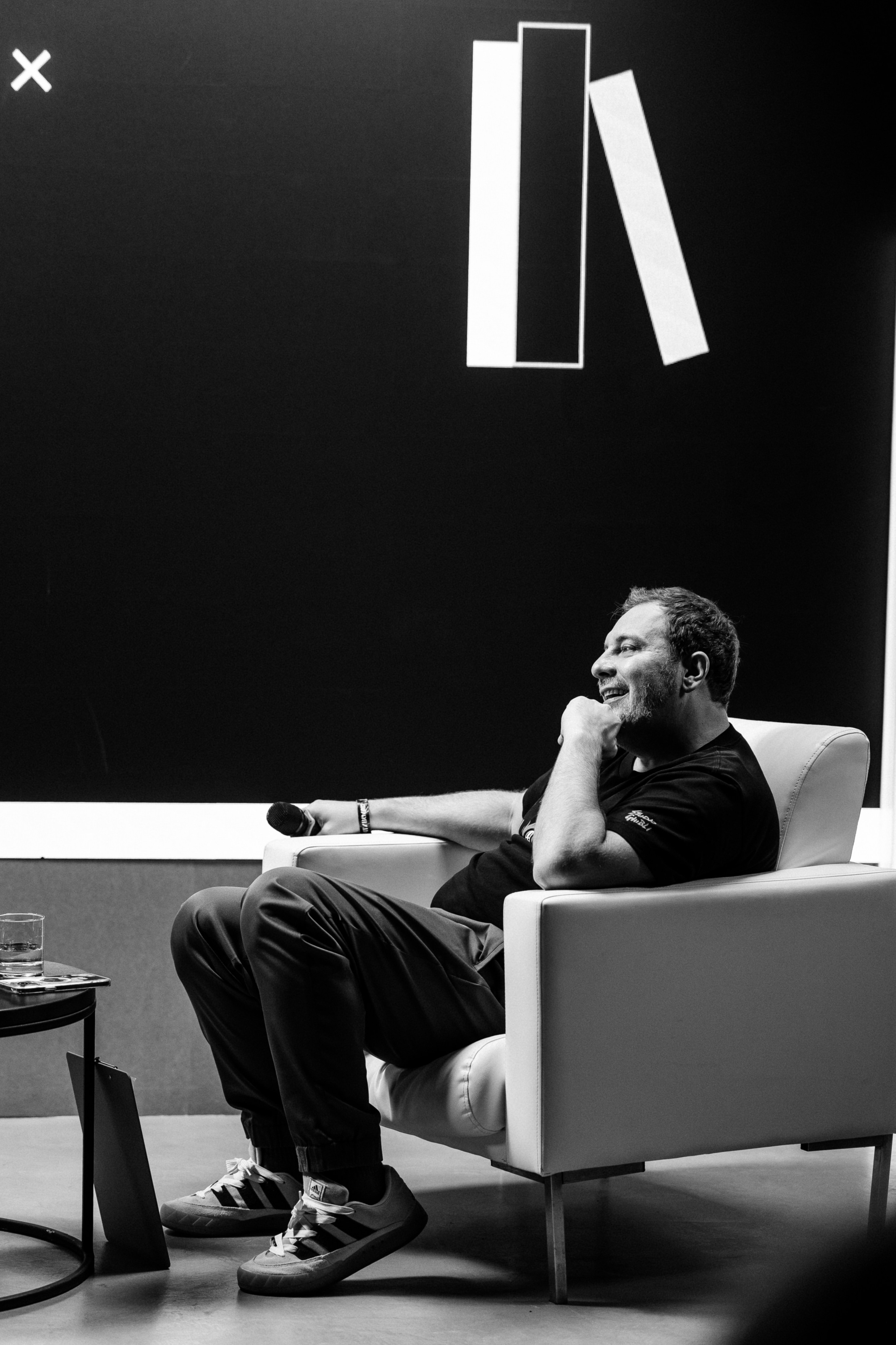 ЧТИВО/ФЕСТ. Костя Жуков — фотограф в Москве