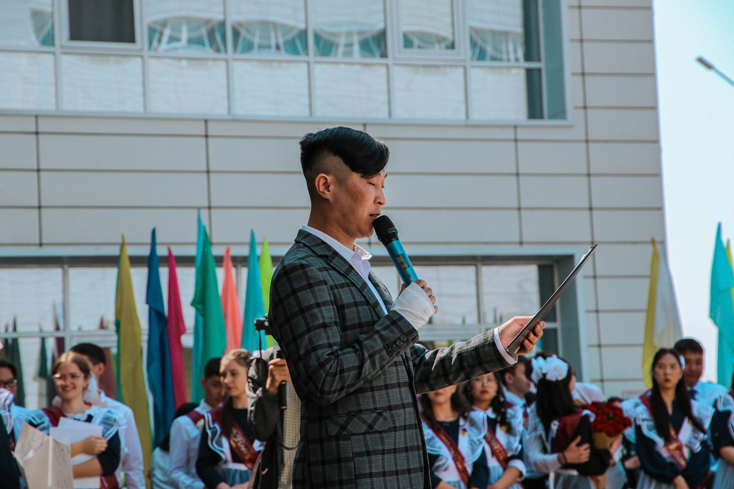 Последний звонок 2024 | № 8. Свадебный и Школьный фотограф Улан-Удэ Бурятия Джулия Топоева Выпускные альбомы Фотограф на мероприятие