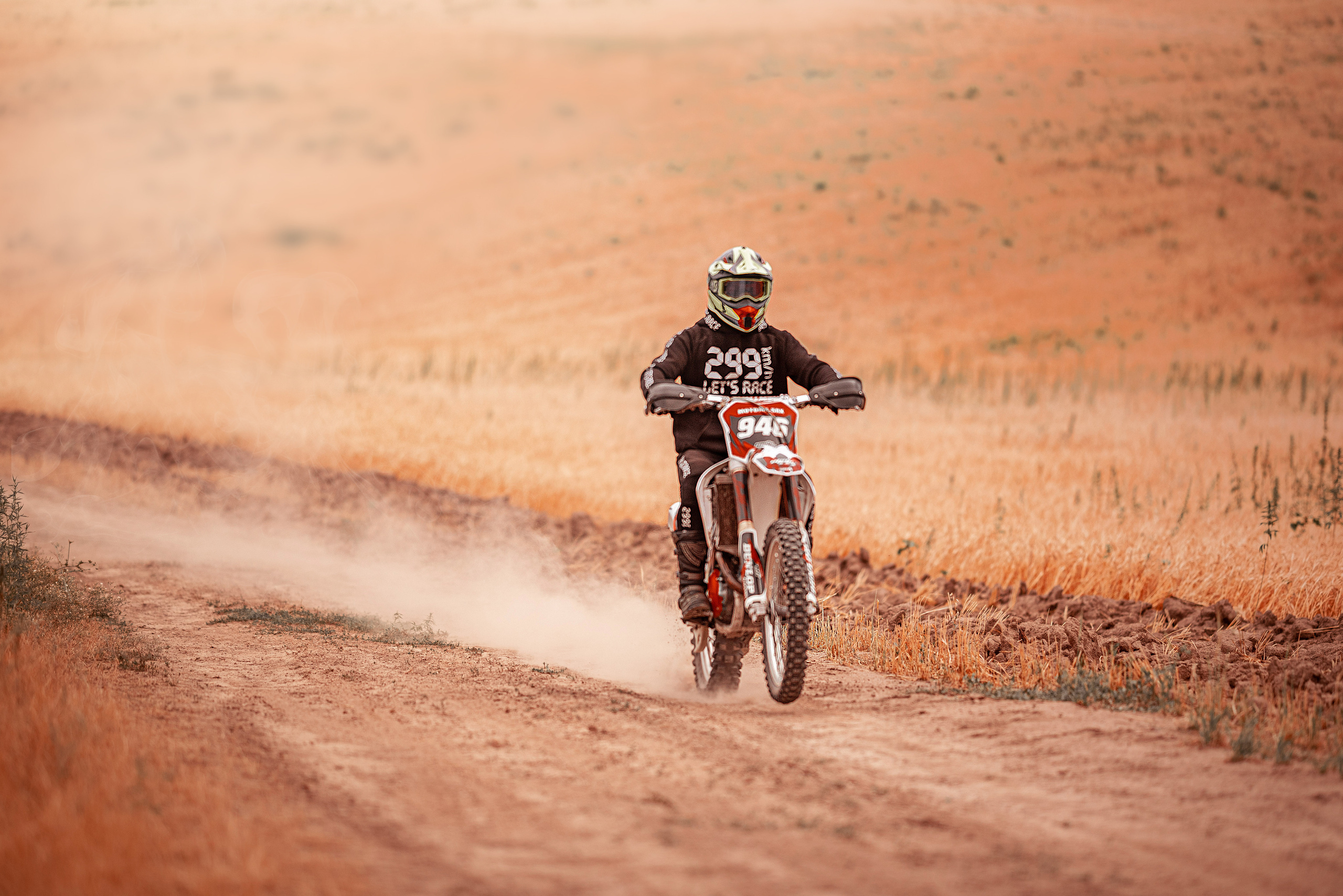Эндуро. Фотограф в Алматы Новгородская Мария