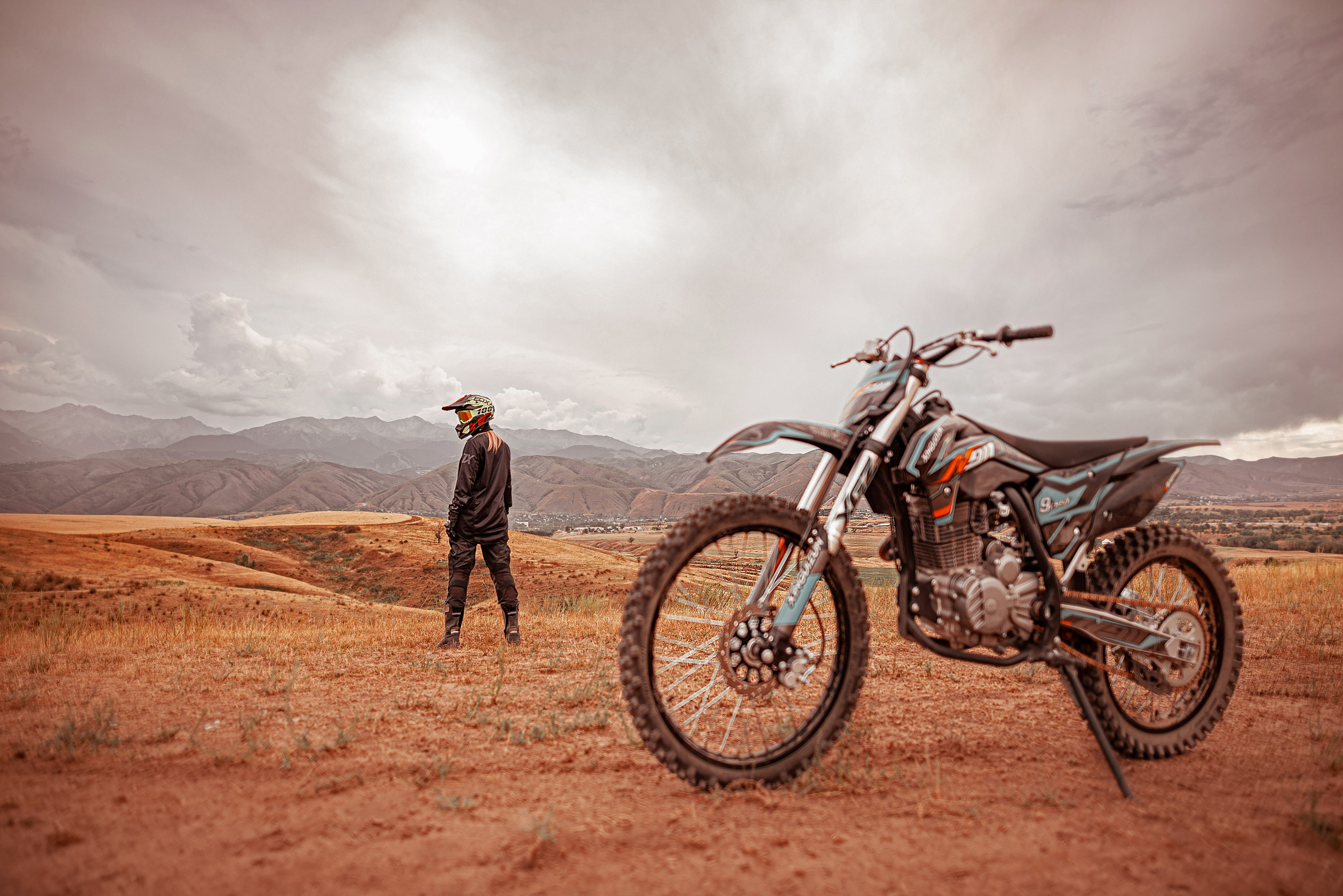 Эндуро. Фотограф в Алматы Новгородская Мария
