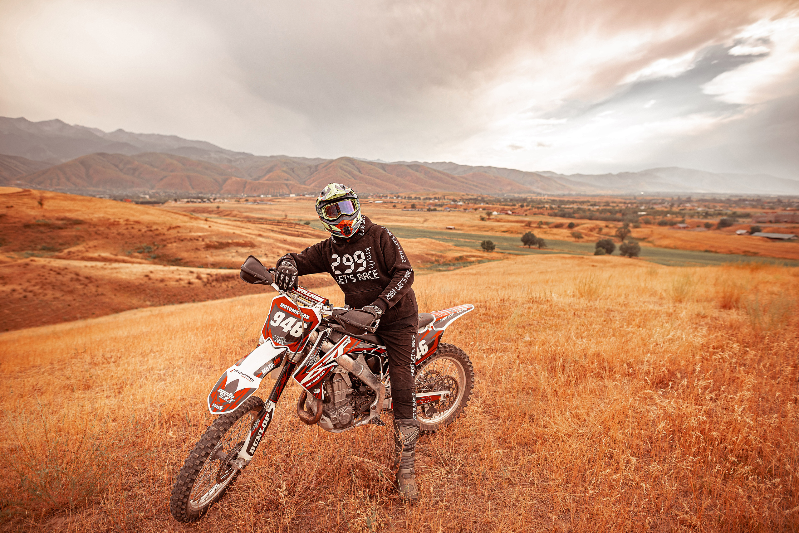 Эндуро. Фотограф в Алматы Новгородская Мария