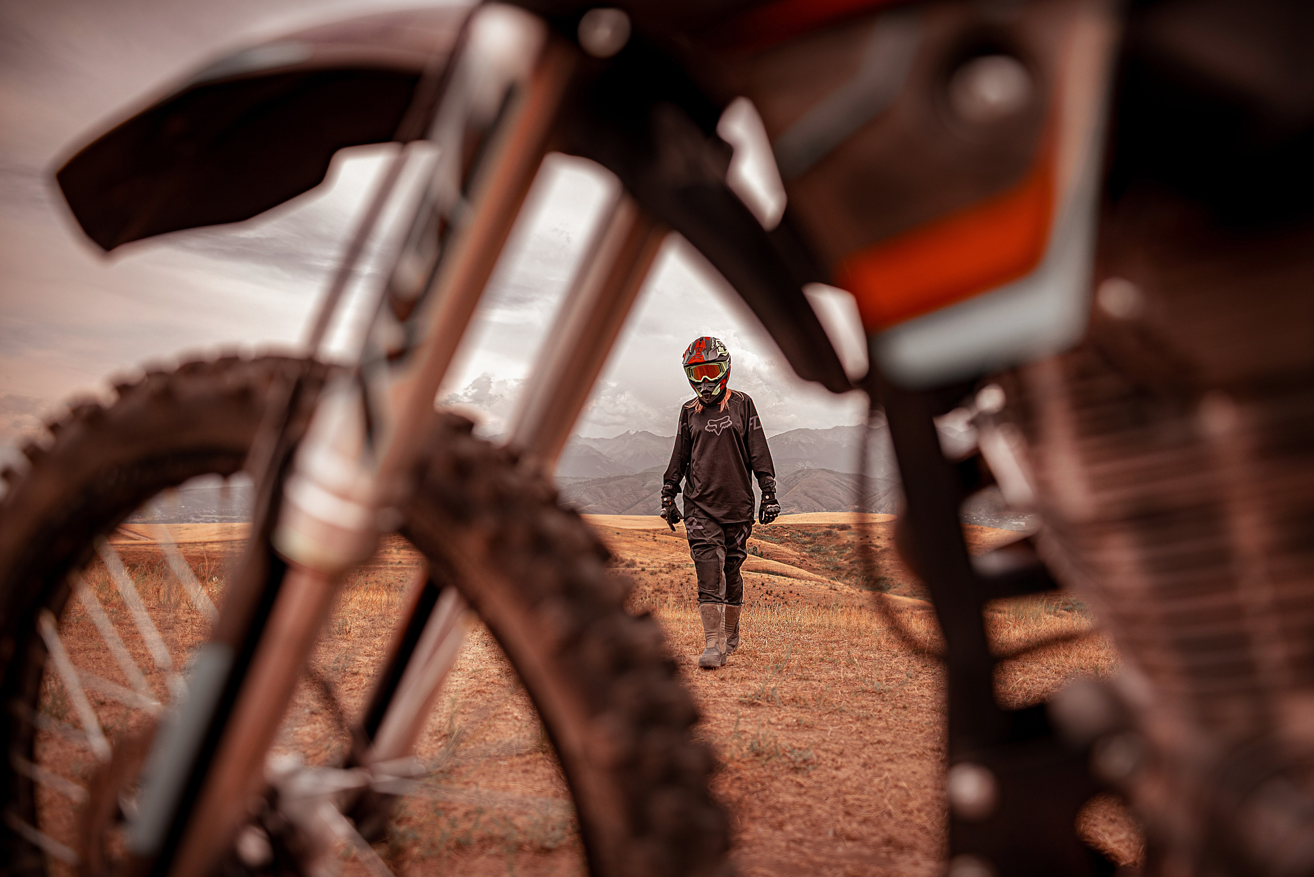 Эндуро. Фотограф в Алматы Новгородская Мария