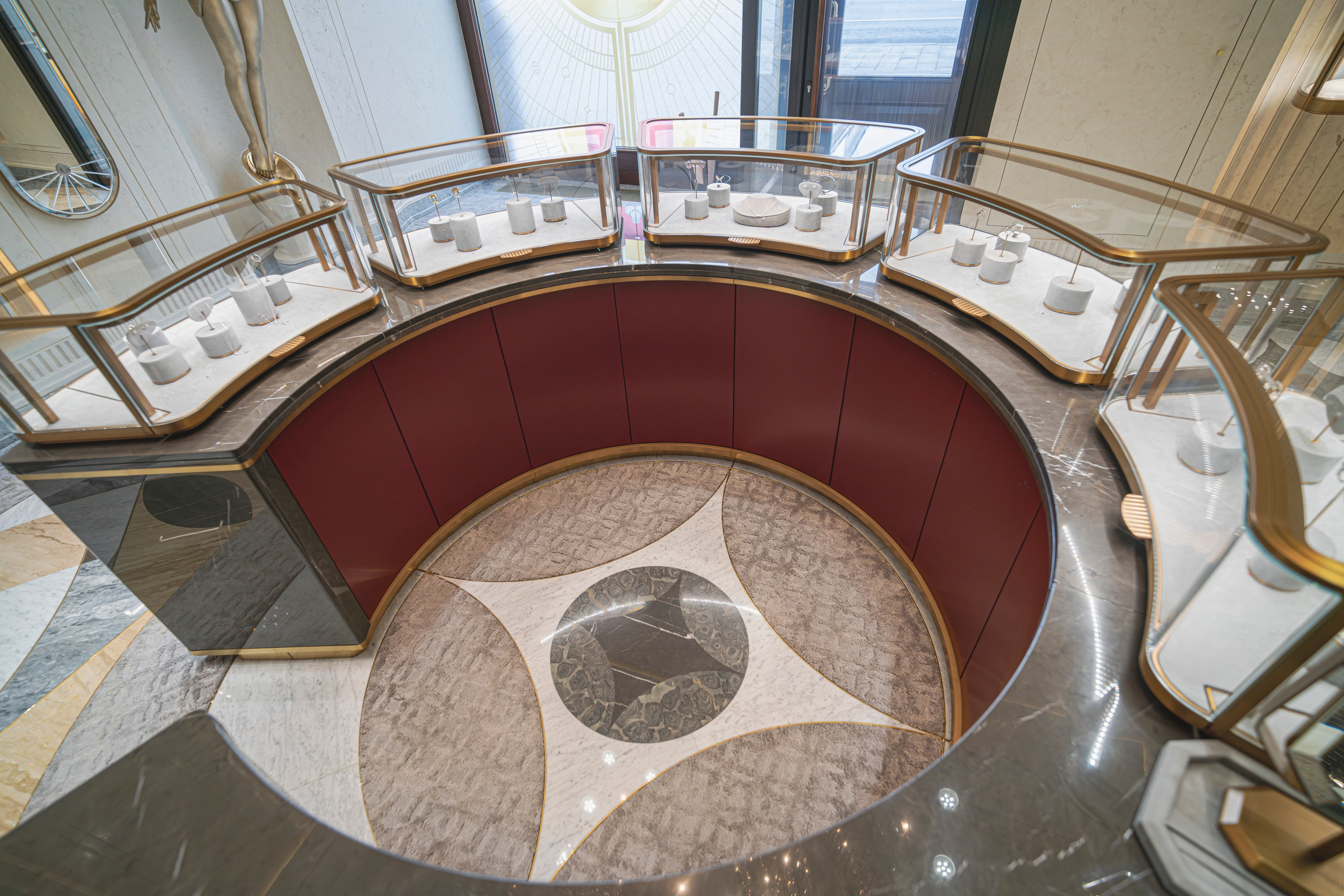 КАМ. Ювелирный дом CHAMOVSКIKH. Видеограф для бизнеса в Санкт-Петербурге — съёмка производств, выставок, B2B