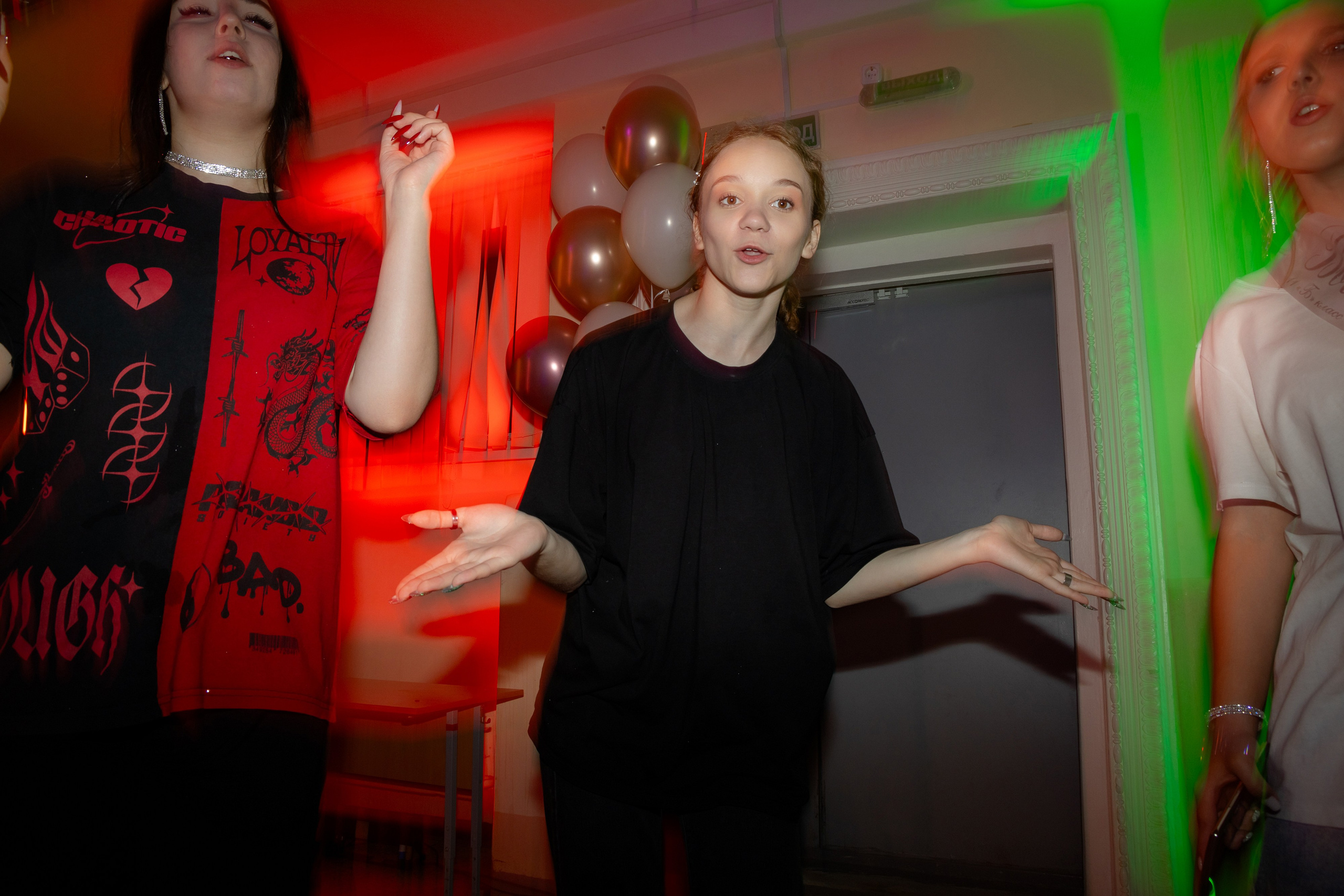 Школьный выпускной 2024 год в Соколе (Минск). Свадебный фотограф в Минске/Беларуси Сергей Спиридонов