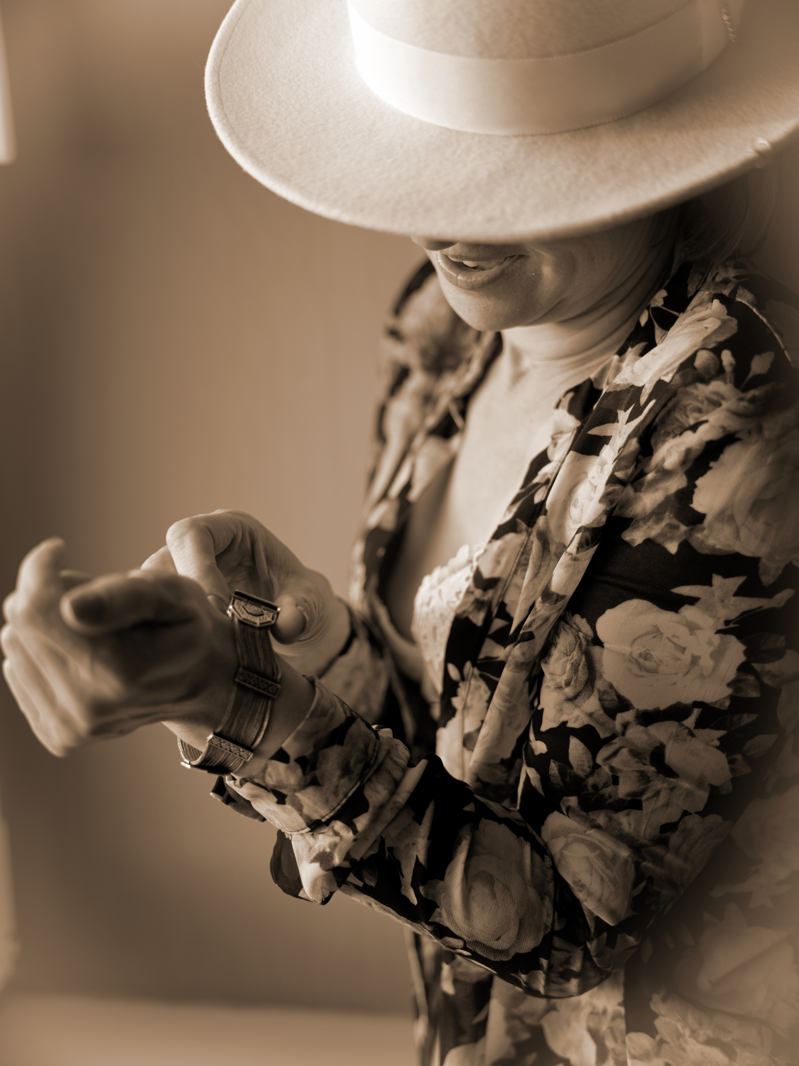 Белая шляпа. Портретный и репортажный фотограф в Санкт-Петербурге Алексей Гончаров