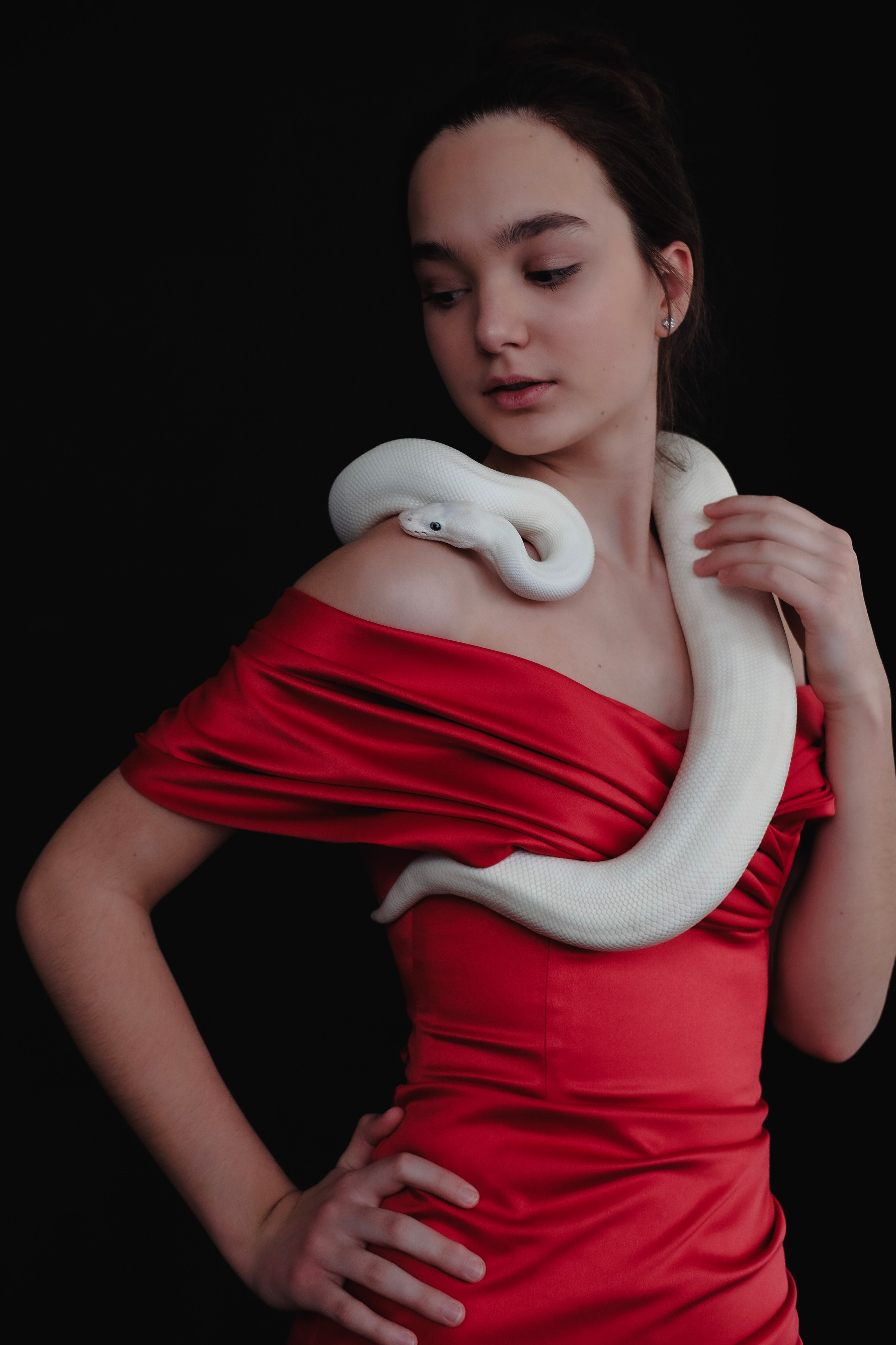 Дивайн. Свадебный салон-ателье Бонжур в Минске Bonjour