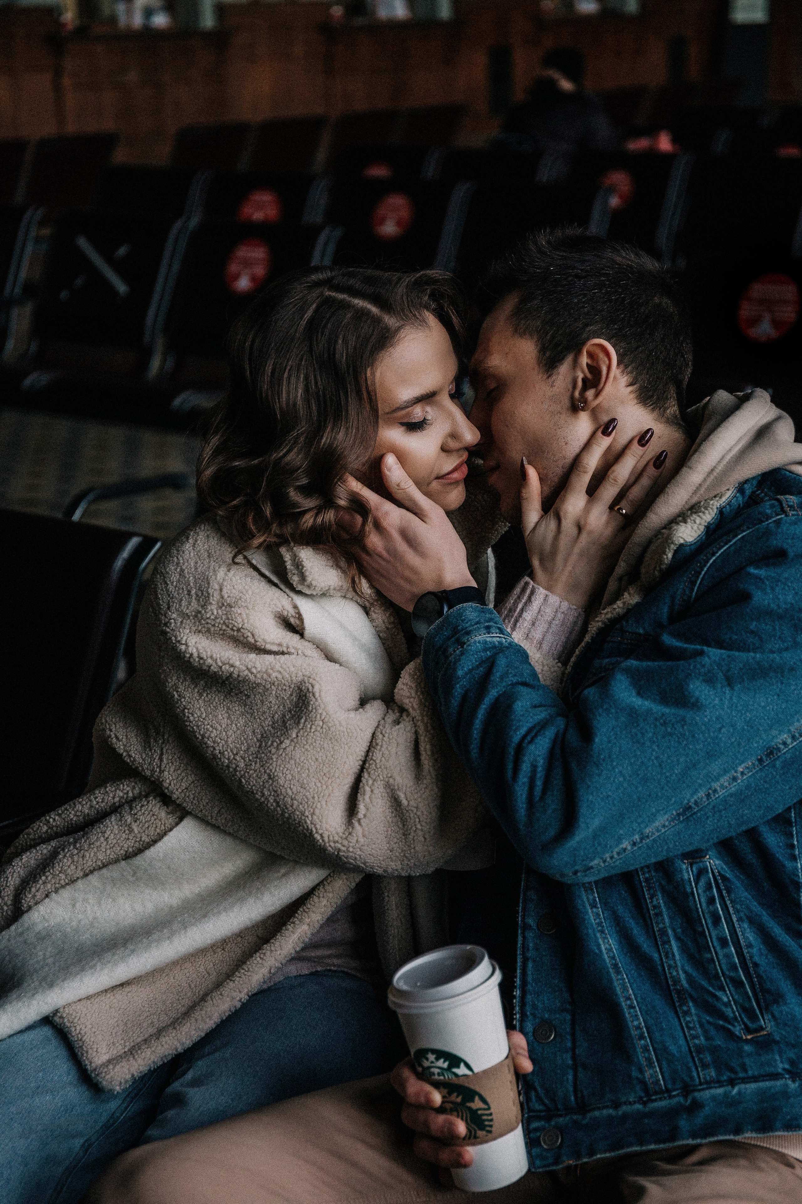 Даша & Рома. Витебский вокзал. Свадебный и семейный фотограф Пушкин Царское Село СПБ Питер Санкт-Петербург и Рязань Ольга Козлова