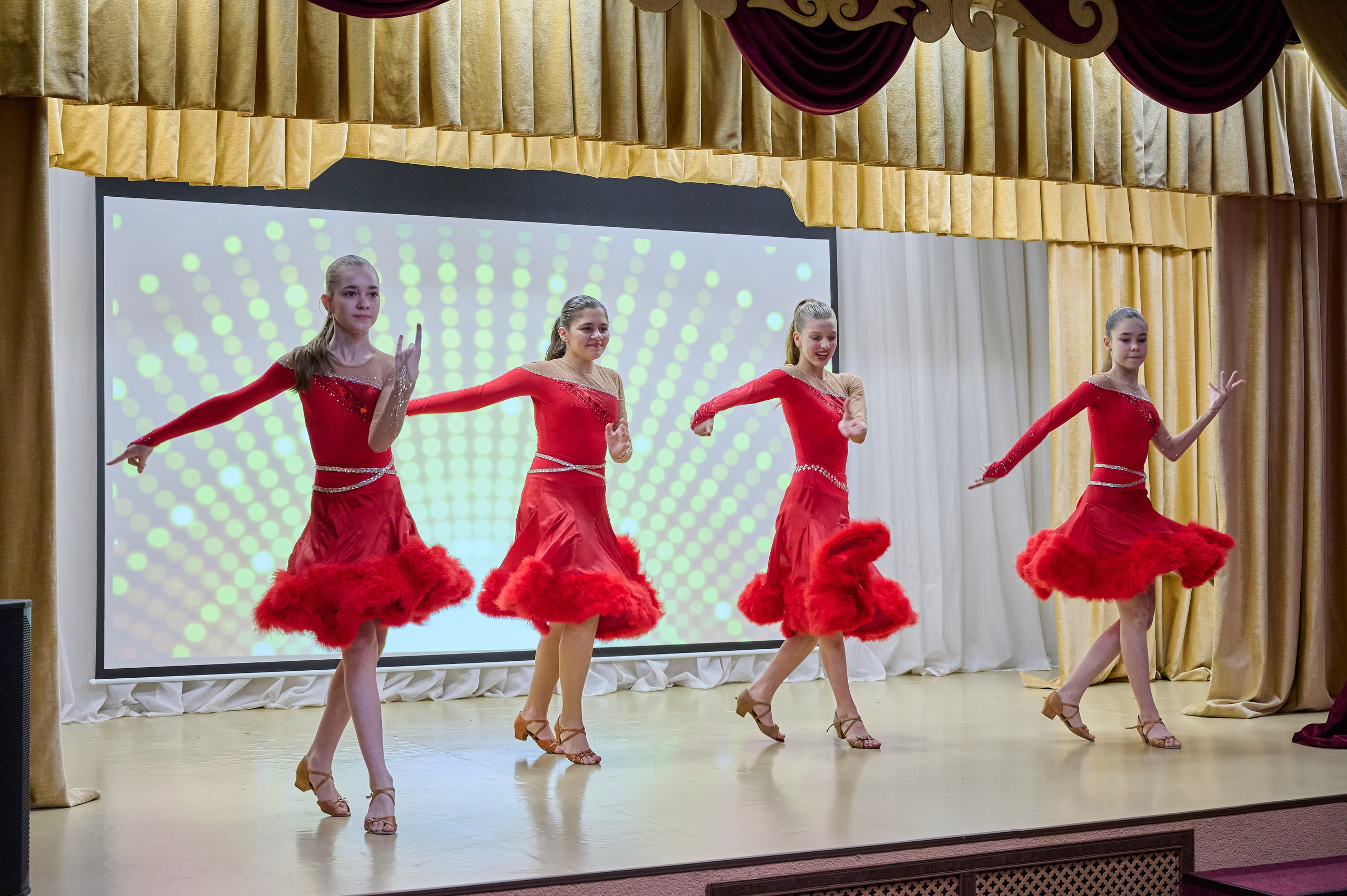 Концерт в ДК с. Виноградное. Жизнь курорта Кабардинка в фотографиях
