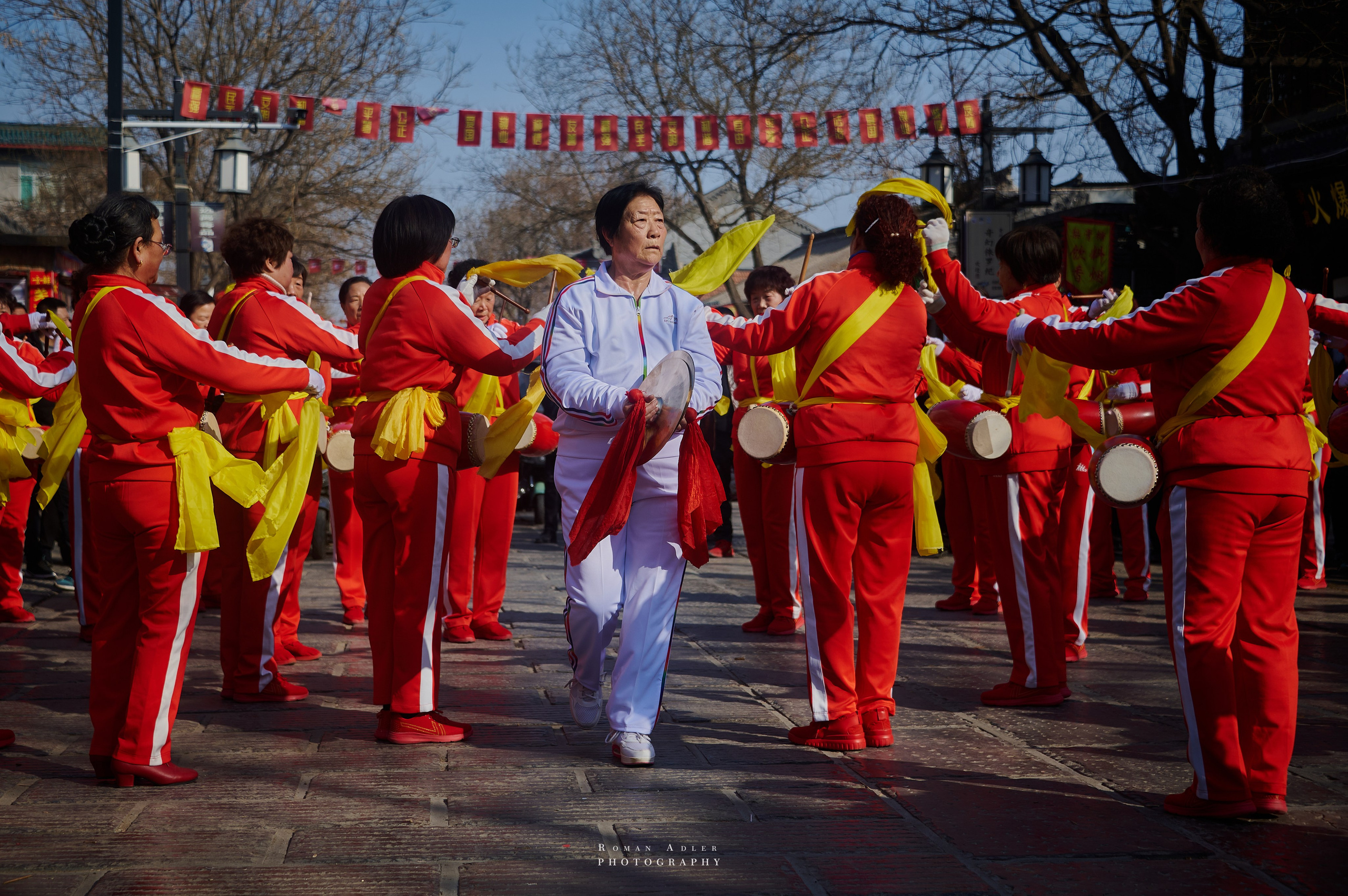 Новогодний парад в Цинчжоу. Китай. Фотограф Роман Адлер