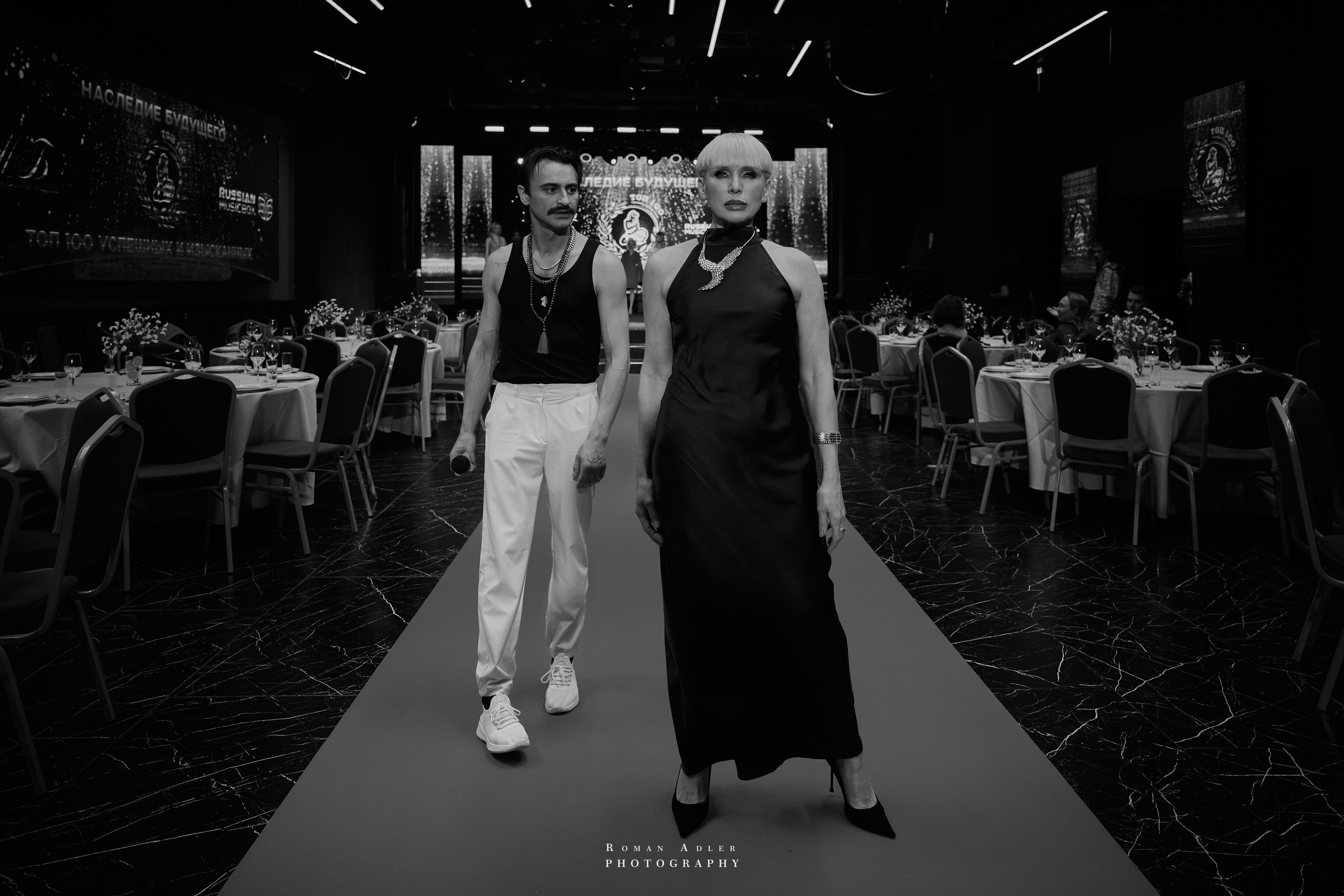 Бэкстейдж подготовки шоу Андрея Вишневского. Photographer Roman Adler