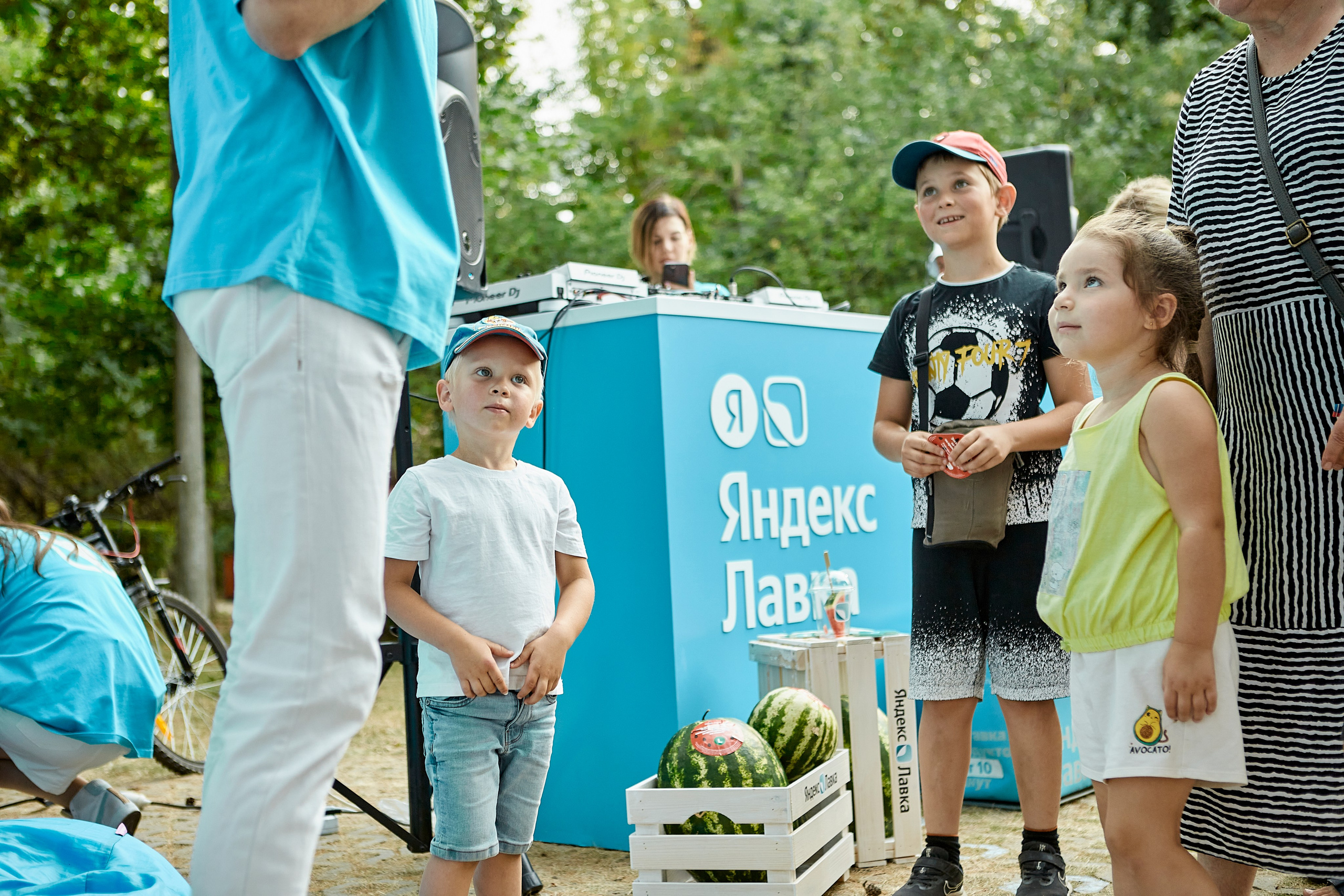 ЯНДЕКС ЛАВКА «АРБУЗНАЯ ФЕЕРИЯ». Фотограф Андрей Егоров