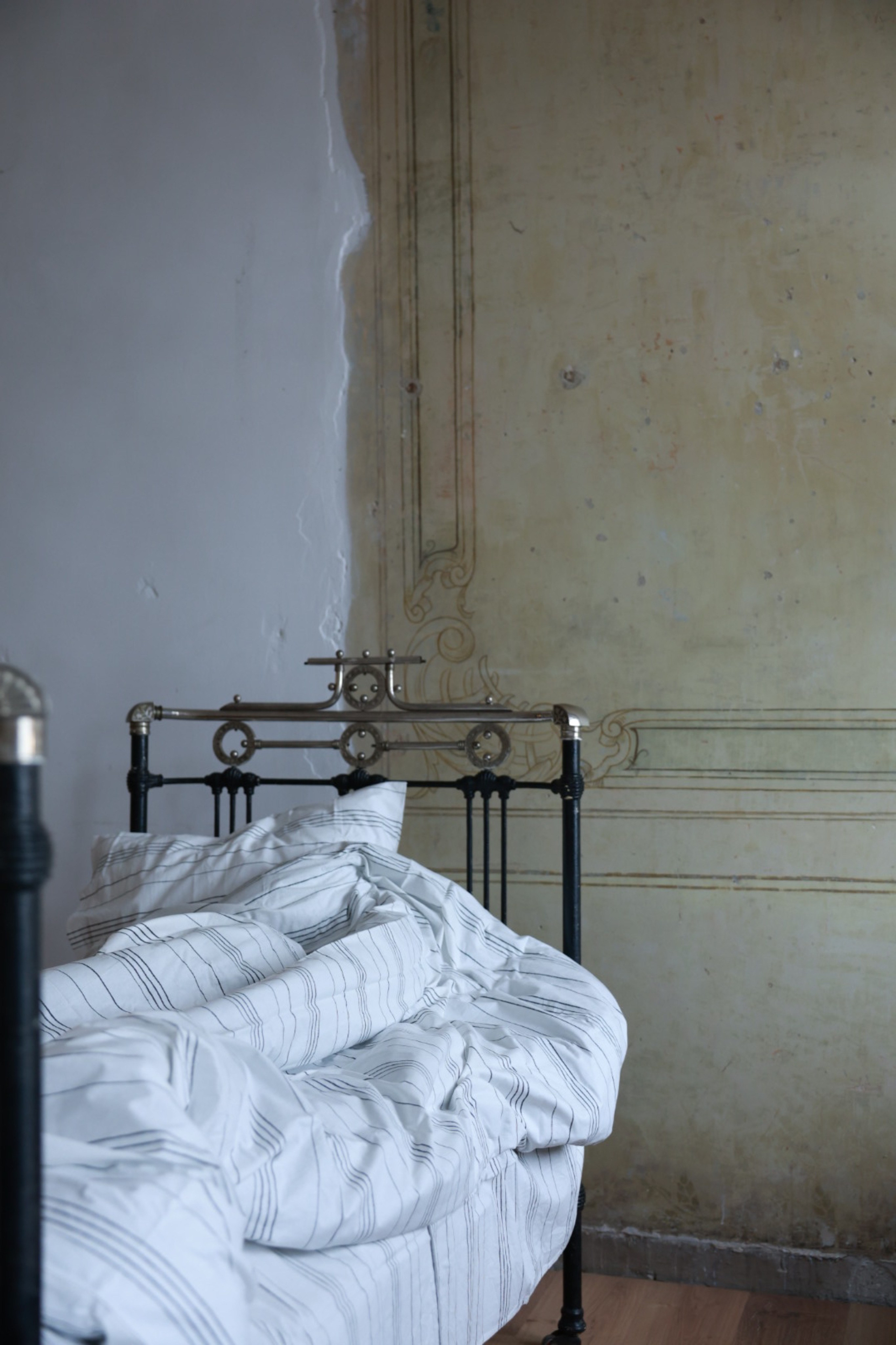 Зеленая спальня. Интерьерная фотостудия Театр в центре города Краснодар