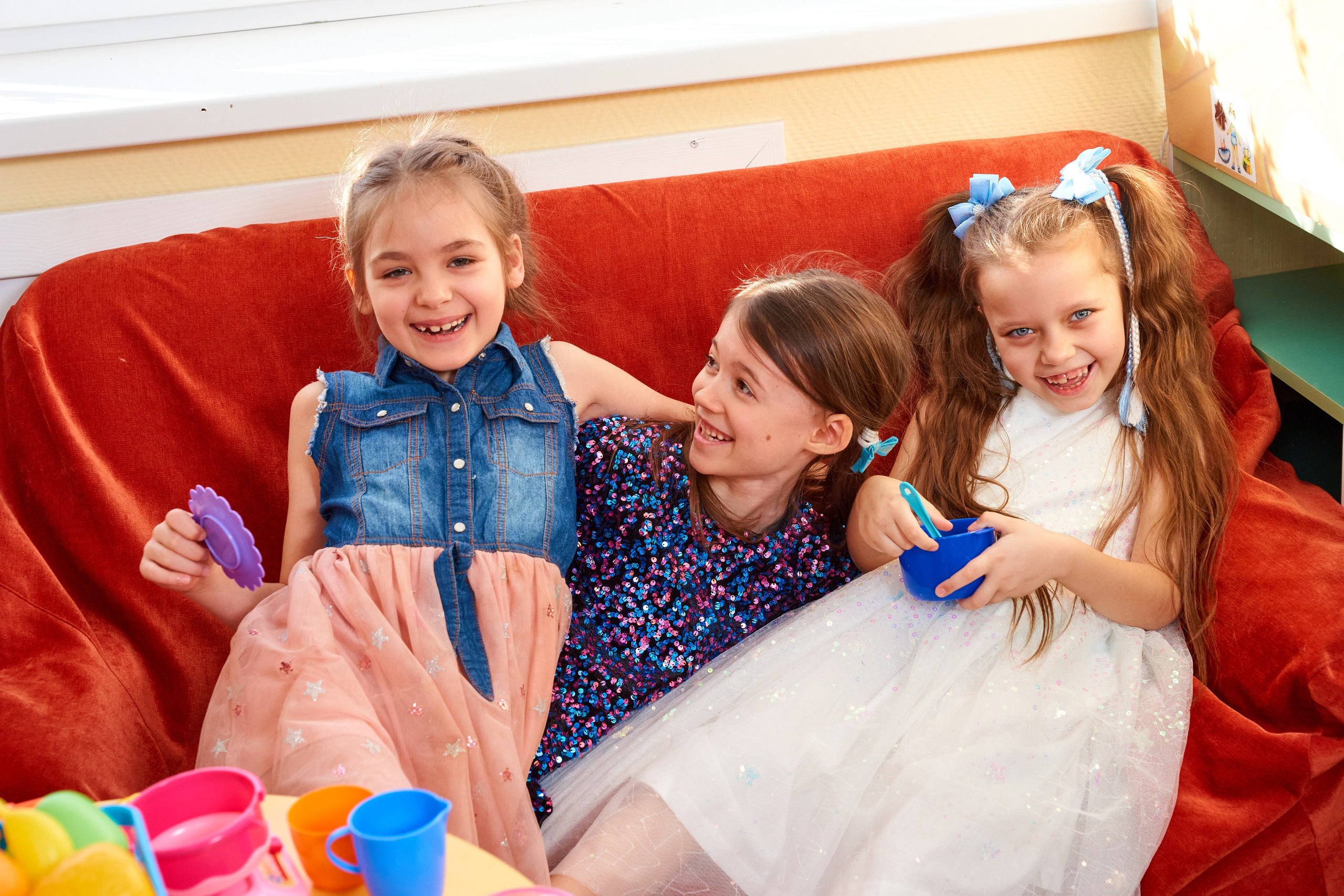 Игры и занятия в группе. Childrenfoto.ru