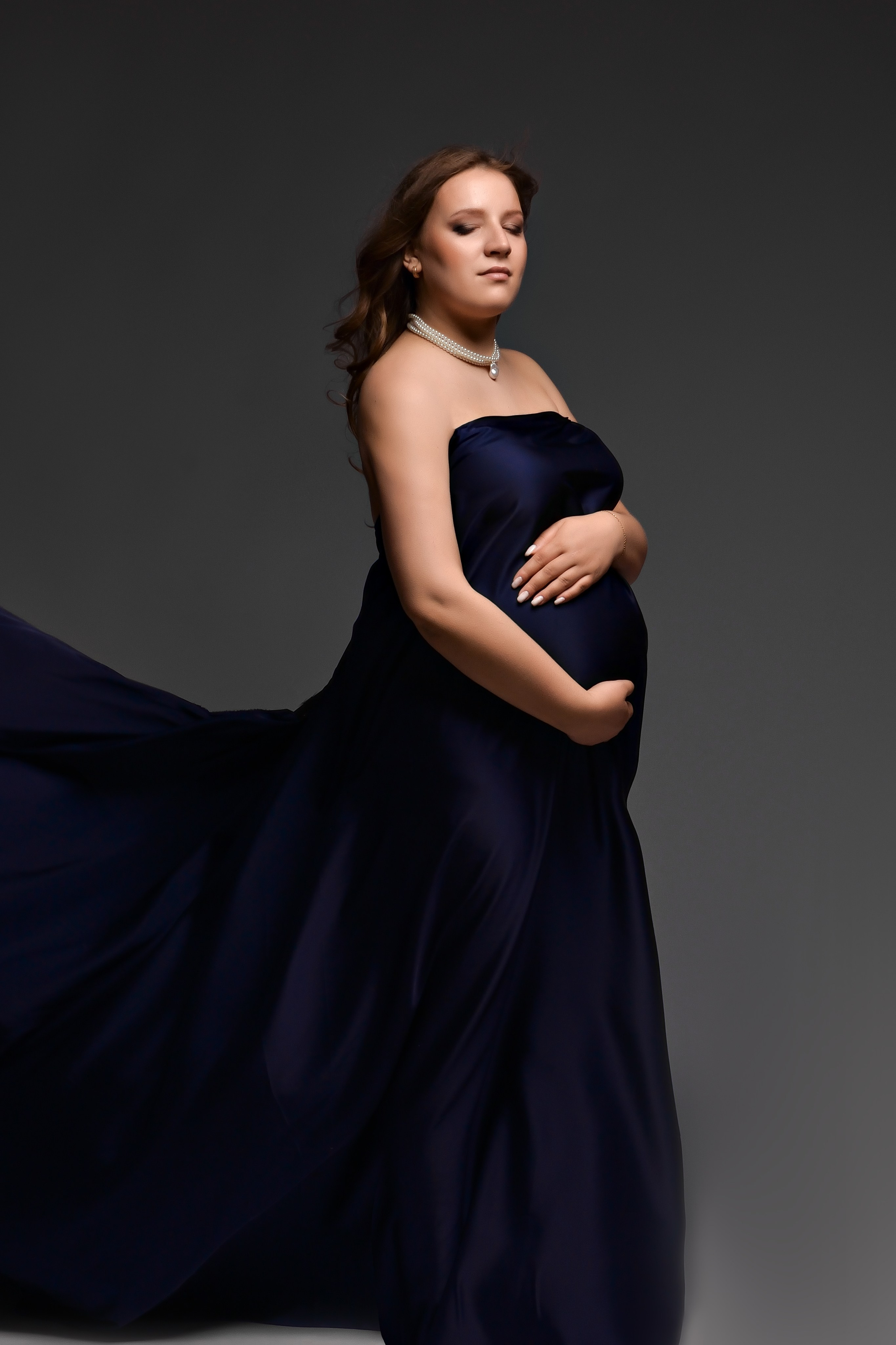 Беременность. Индивидуальные, семейные, студийные съемки в Серпухове и за пределами