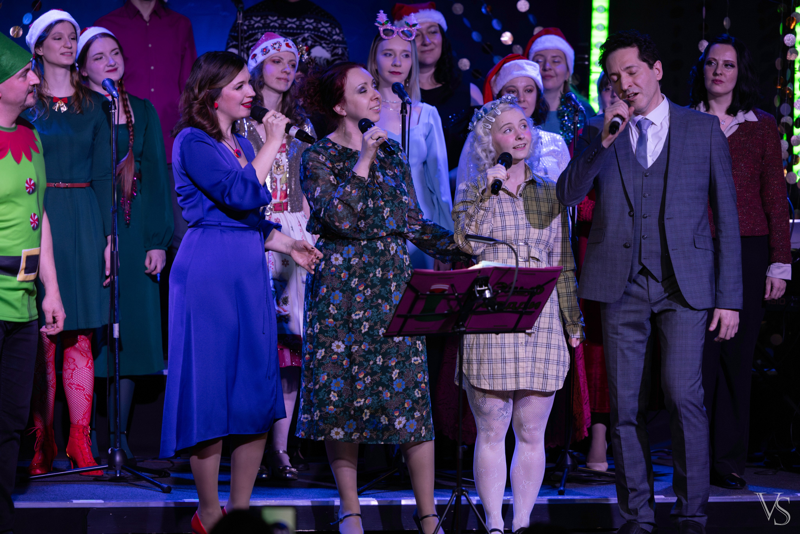 Мюзикл Elf и новогодний концерт Fellowship. Фотограф Виктор Степанов
