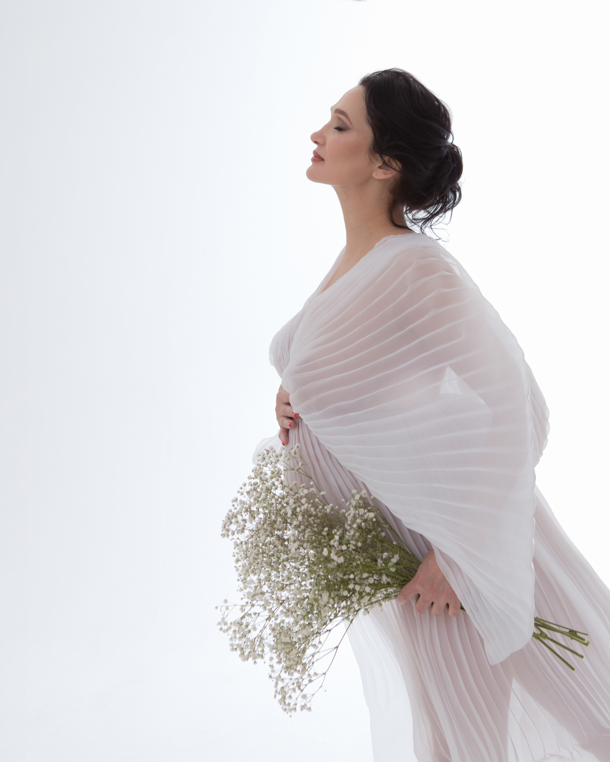 Циклорама. Фотограф беременности женский фотограф в Москве Оксана Донецкая