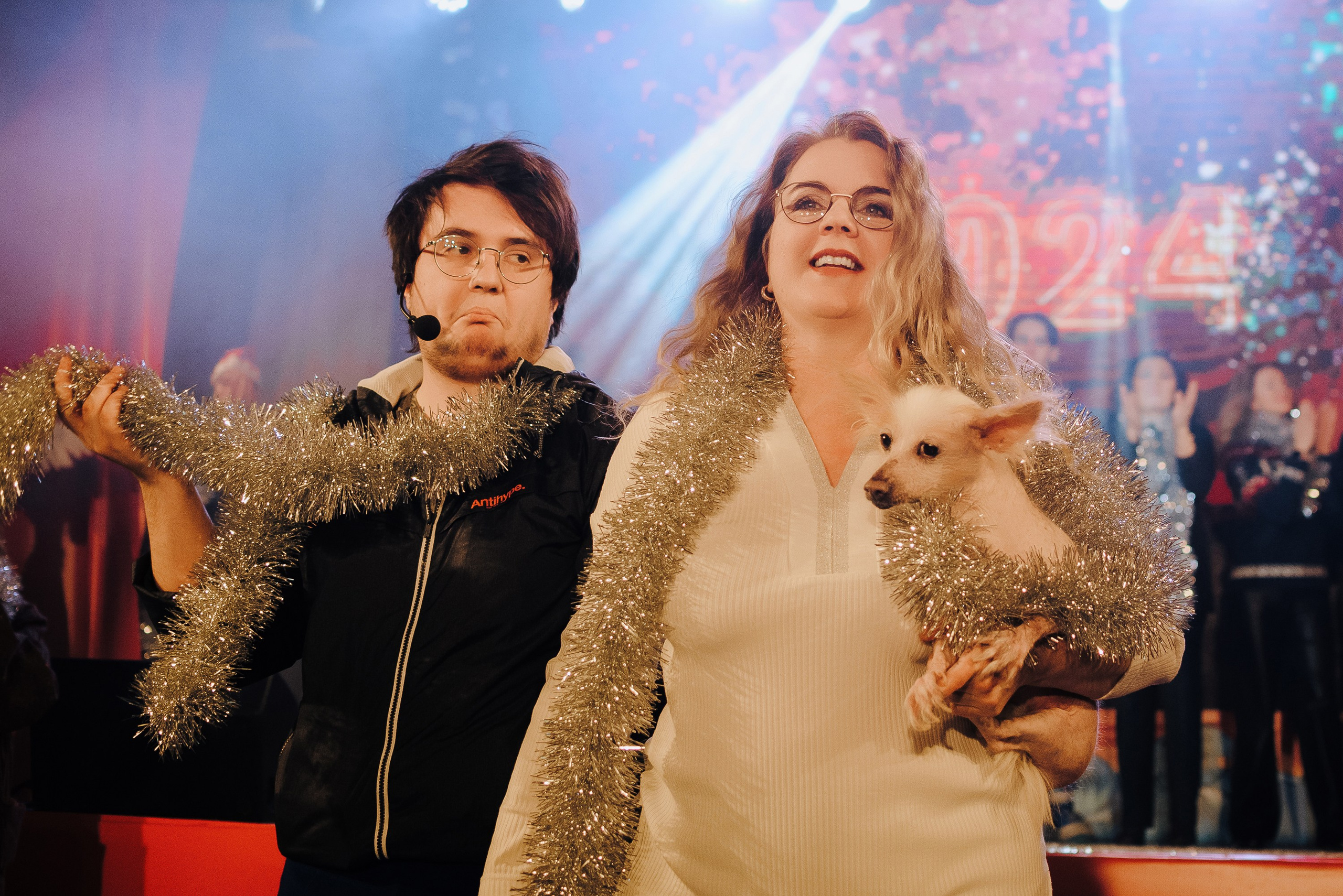 СПЕКТАКЛЬ «ВОЛШЕБНЫЕ ОЧКИ» ОПТИК-ЦЕНТР. Репортажный фотограф Зуев Роман г. Челябинск