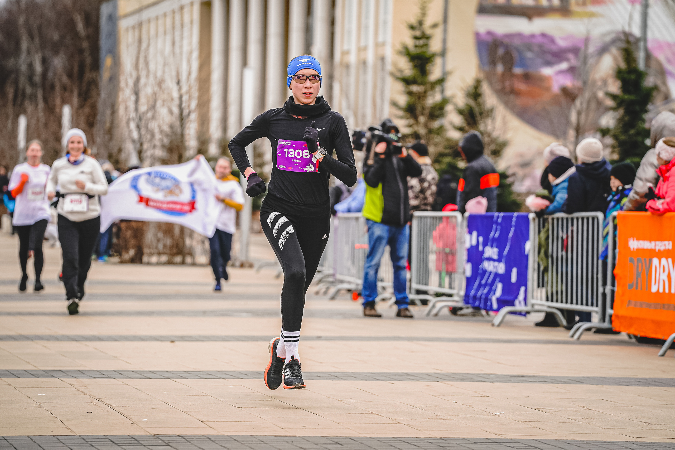Love&Sрасe Half marathon. Спортивный и репортажный фотограф Иван Счетчиков