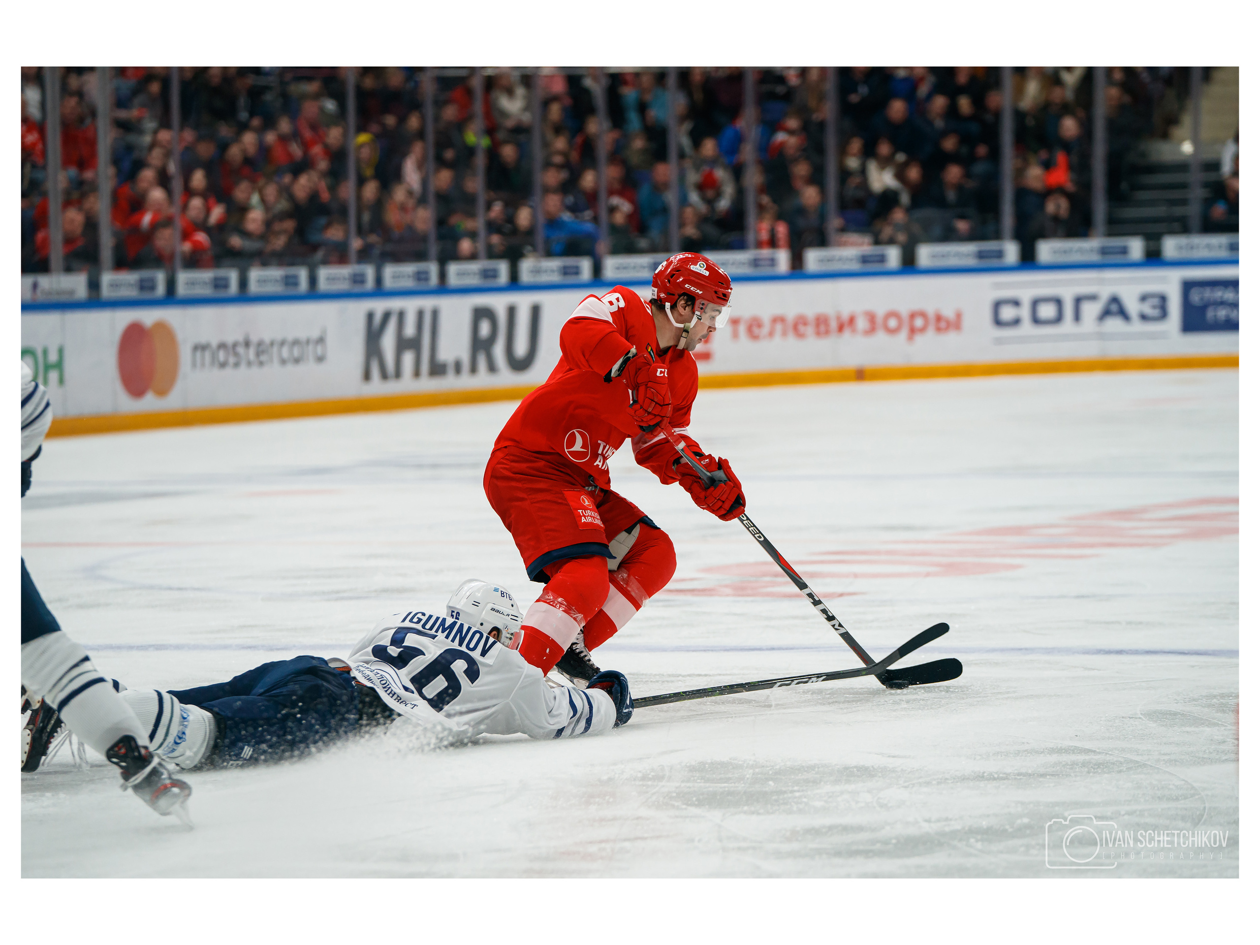 Спартак М — Динамо М. Спортивный и репортажный фотограф Иван Счетчиков