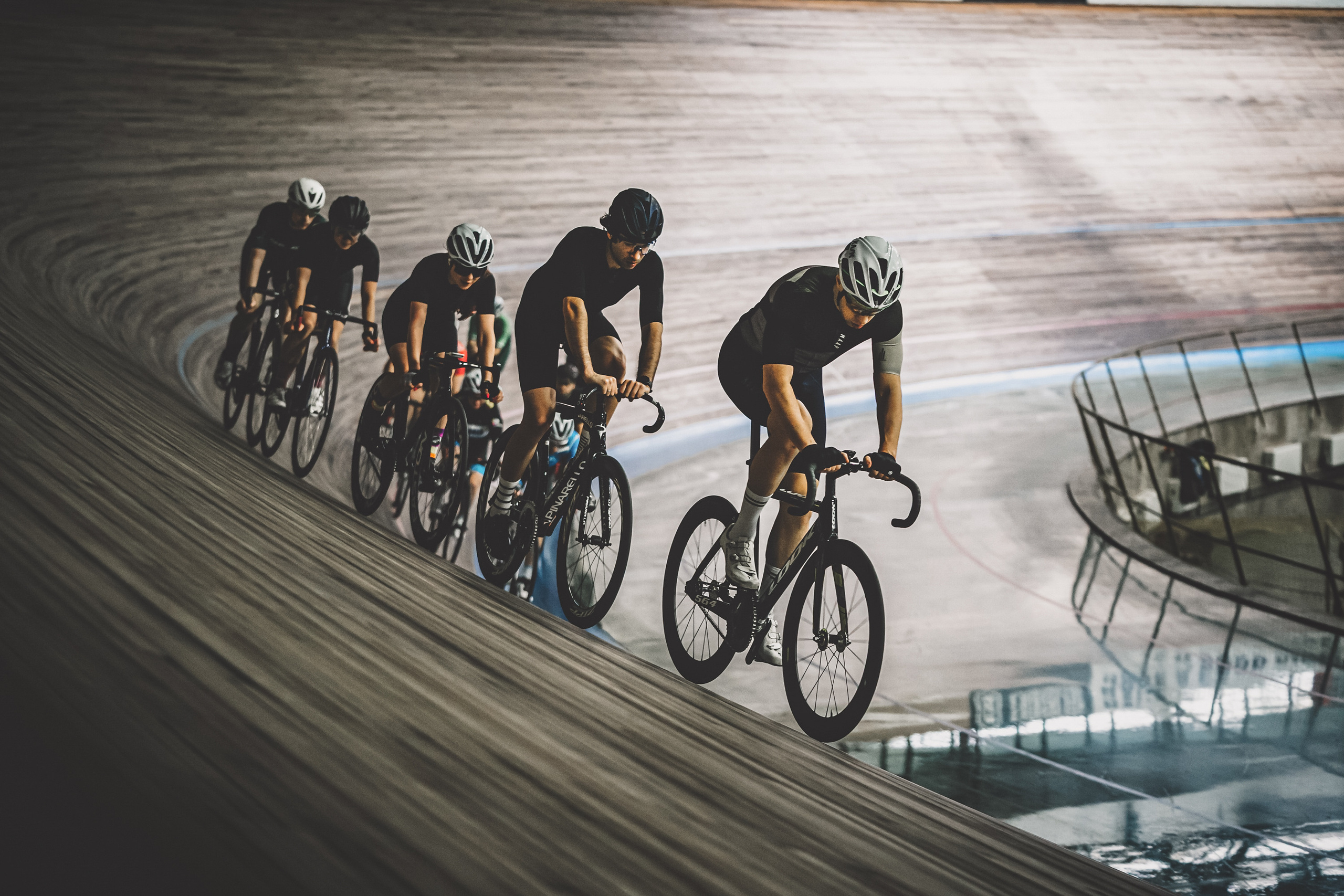 Тренировка команды BE1ST. Спортивный и репортажный фотограф Иван Счетчиков