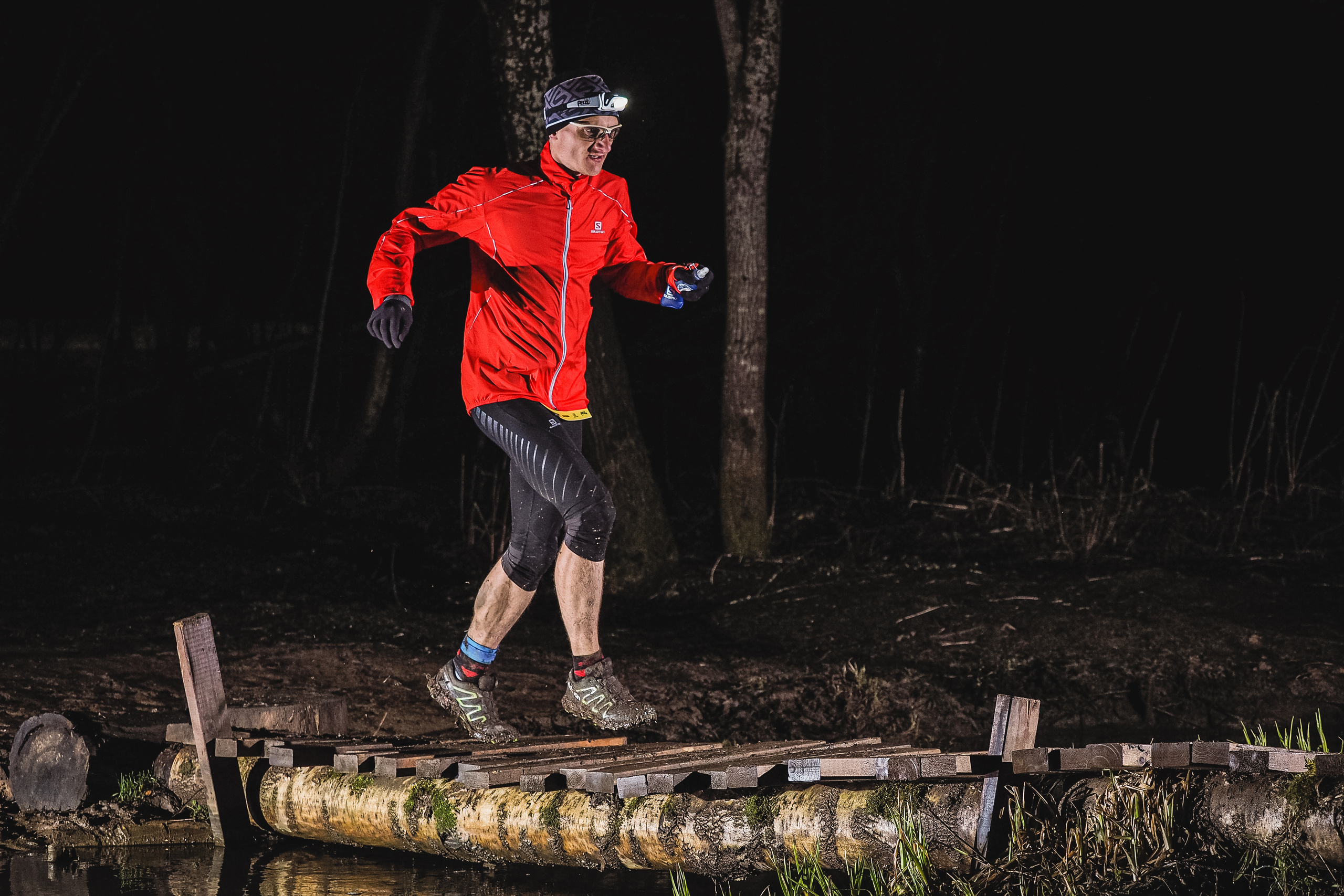 Alpindustria Night Trail. Спортивный и репортажный фотограф Иван Счетчиков
