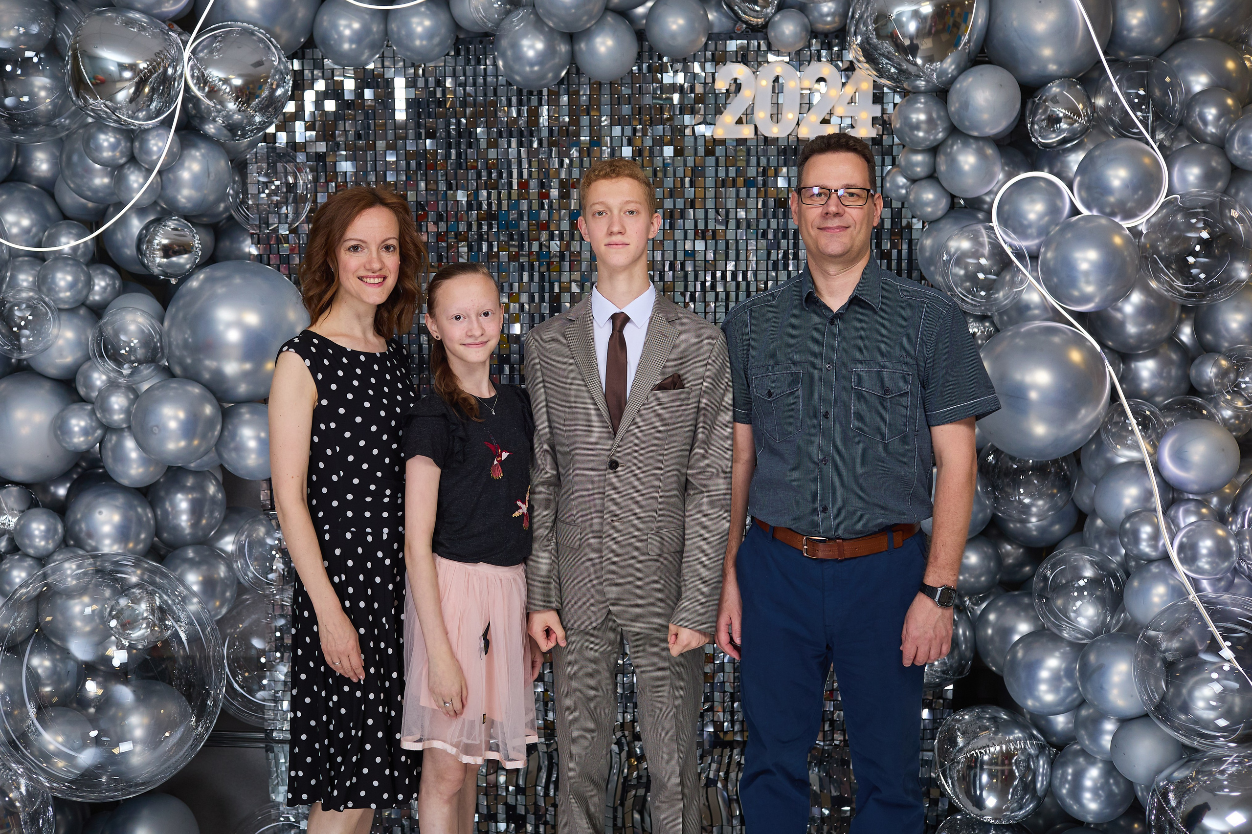 Выпускной 2024. Александр Осин — корпоративный и семейный фотограф в Москве