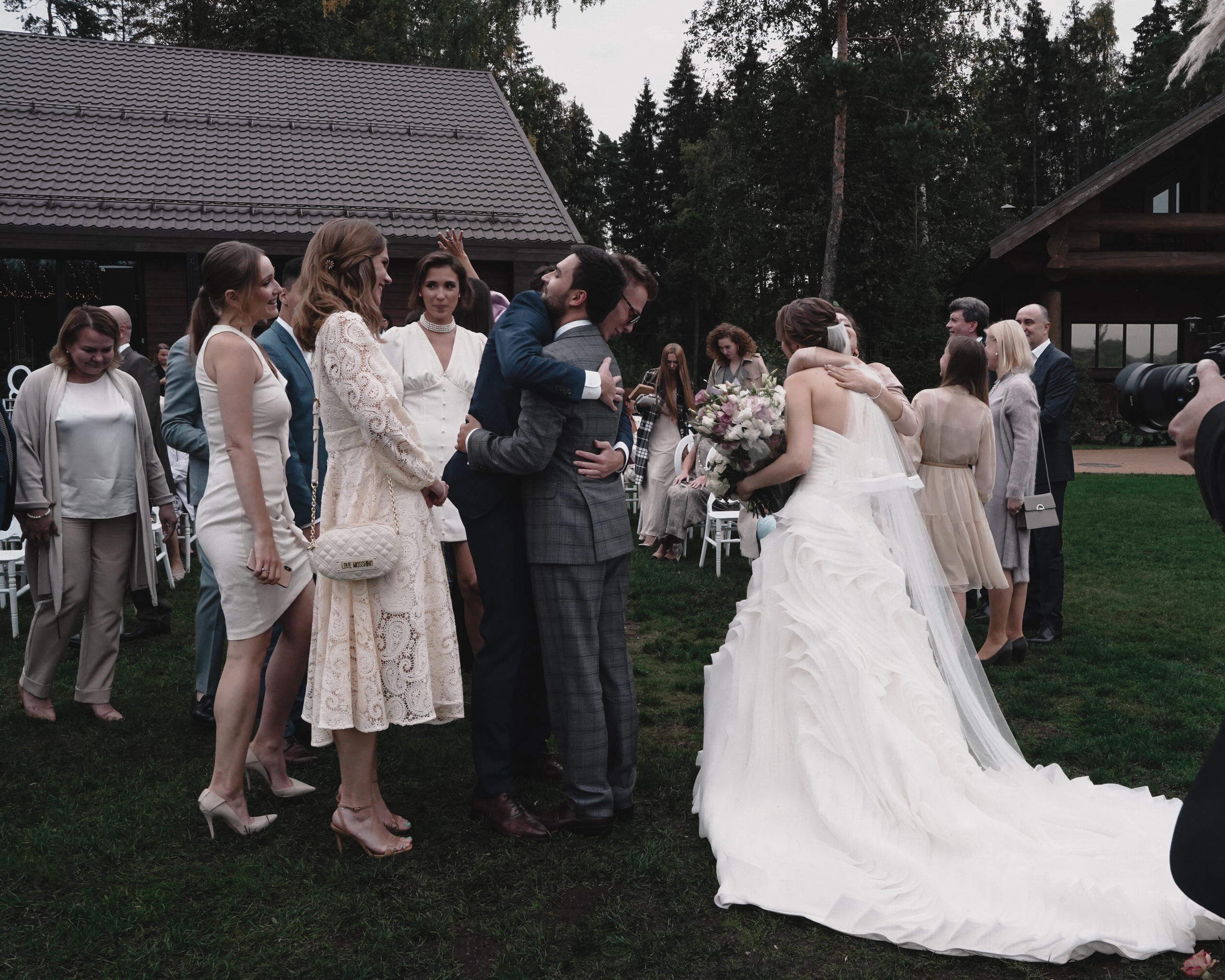 Love story. Wedding & engagement photographer in Seattle, WA. Tania Maureira