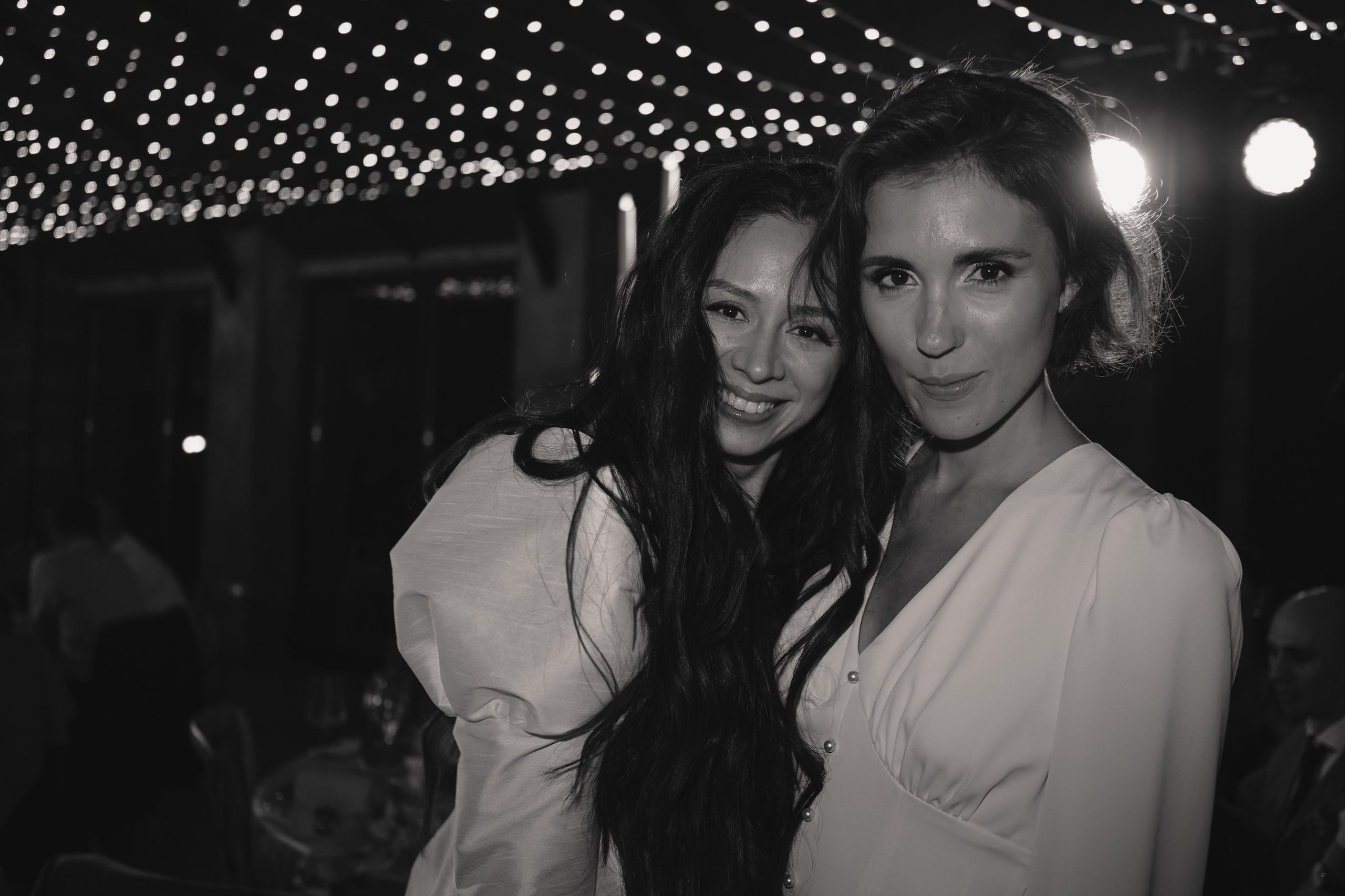 Love story. Wedding & engagement photographer in Seattle, WA. Tania Maureira