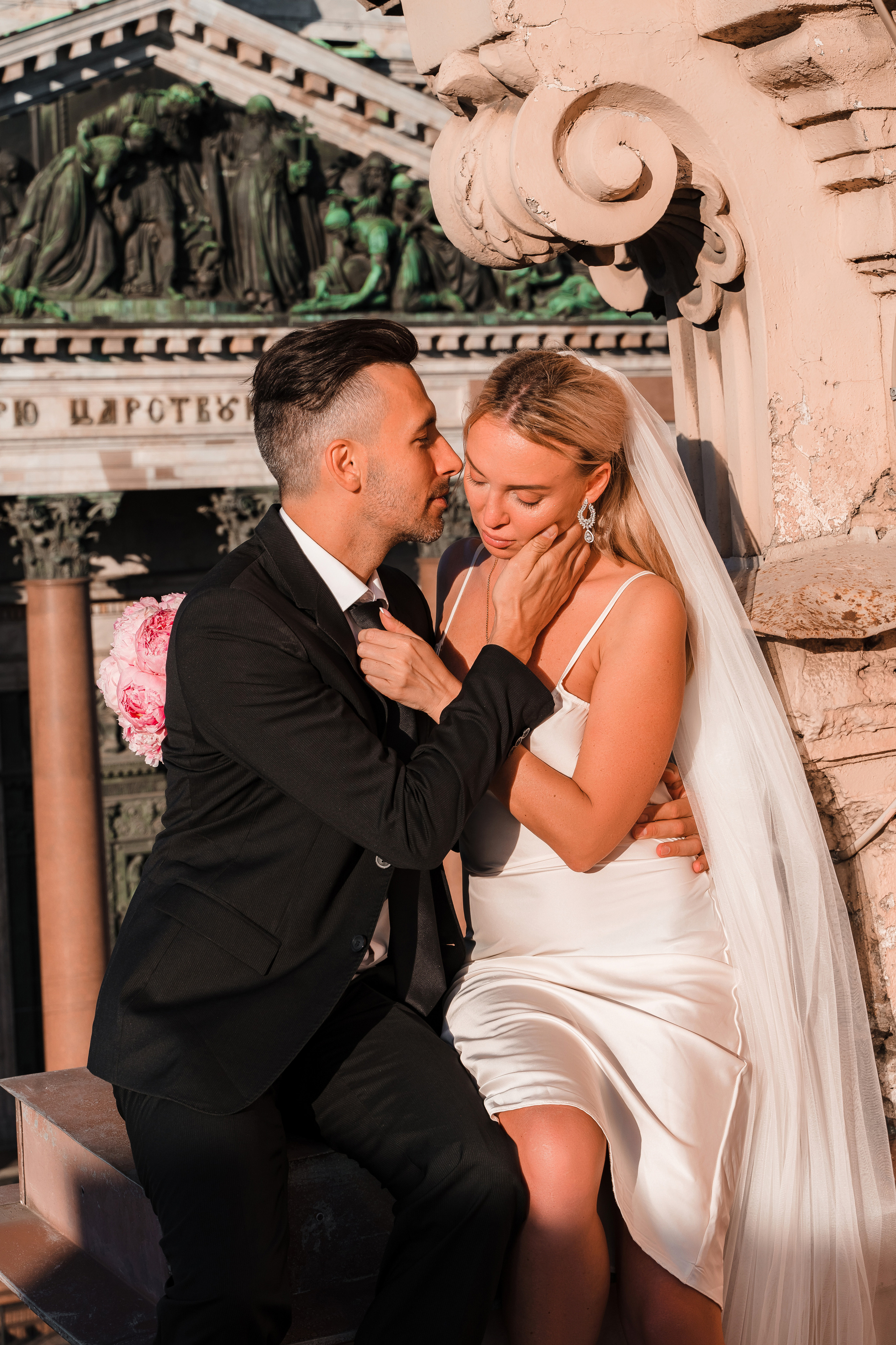 Лавстори на крыше напротив Исаакиевского собора