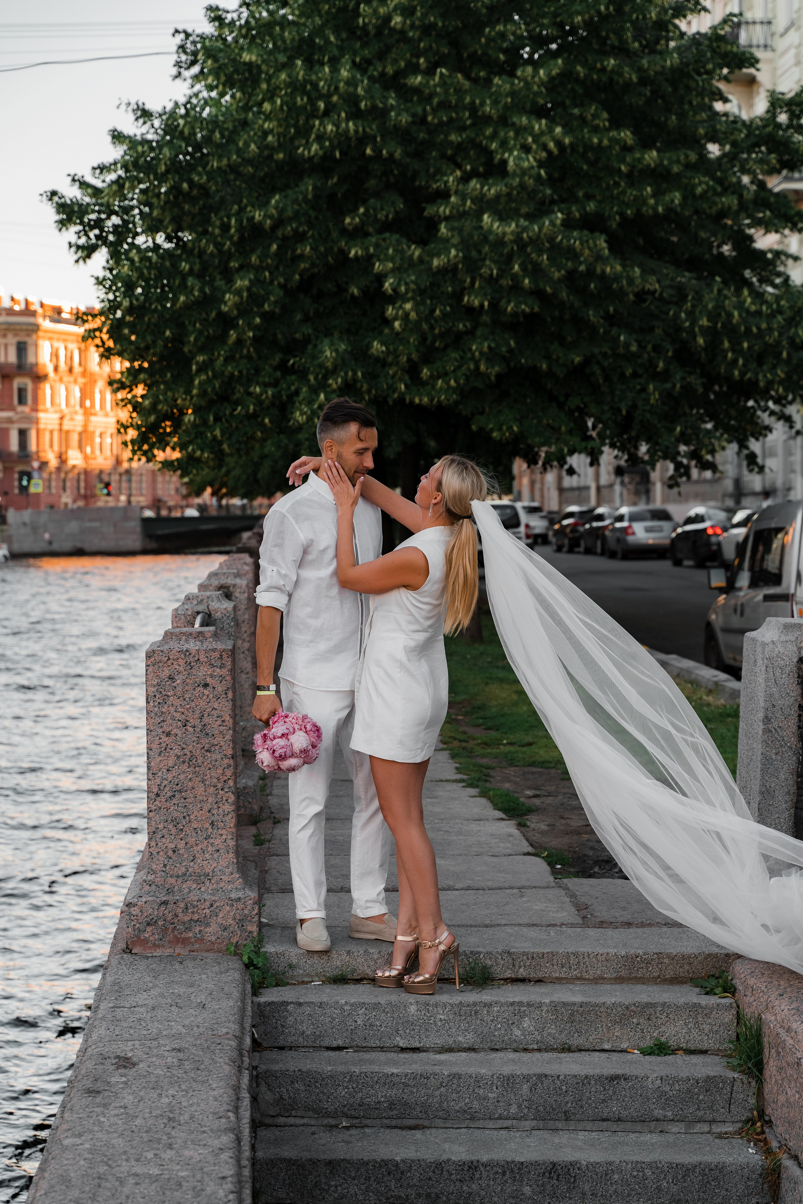 Лавстори на крыше напротив Исаакиевского собора