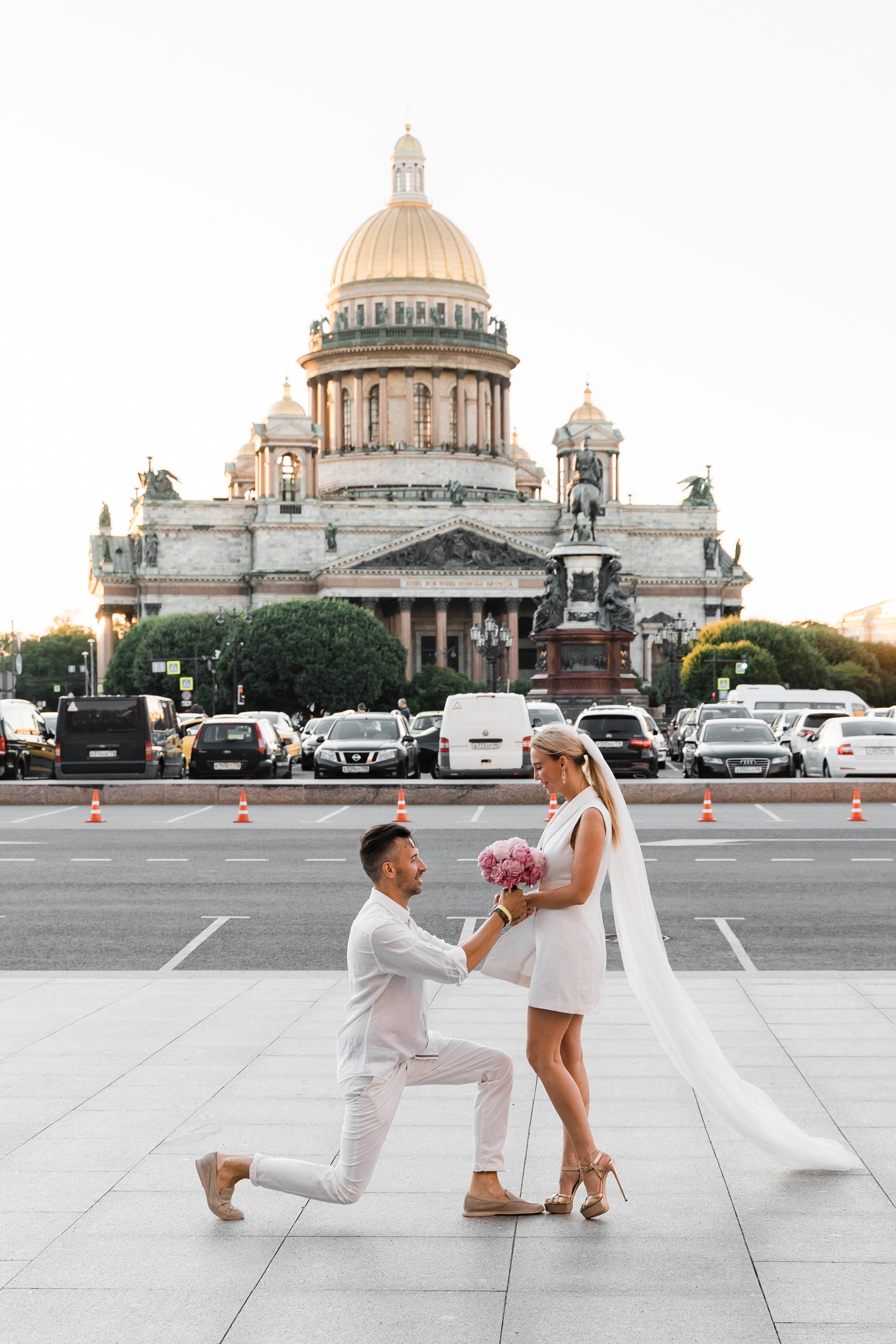 Лавстори на крыше напротив Исаакиевского собора